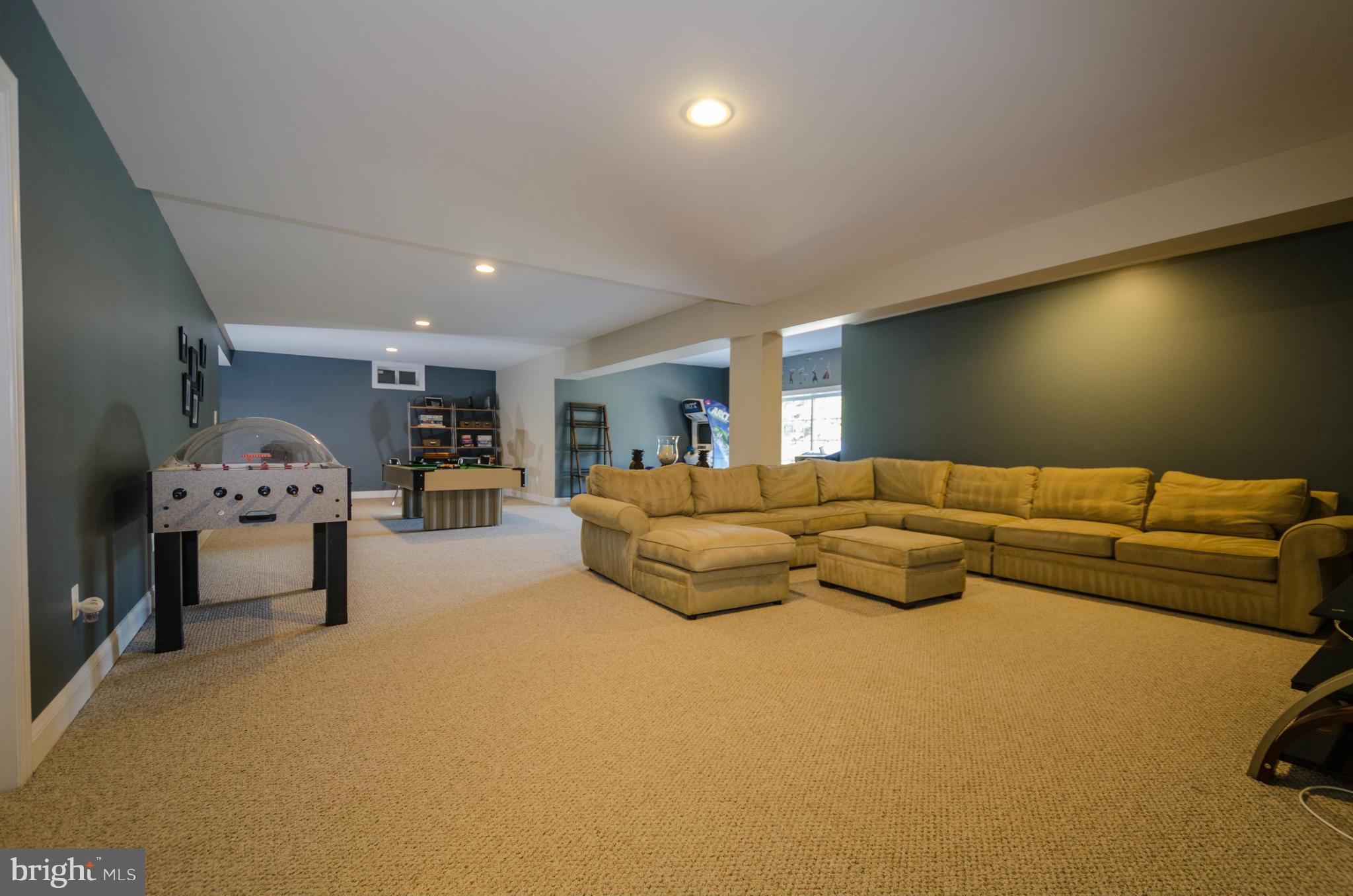 LONG FARM - Residential