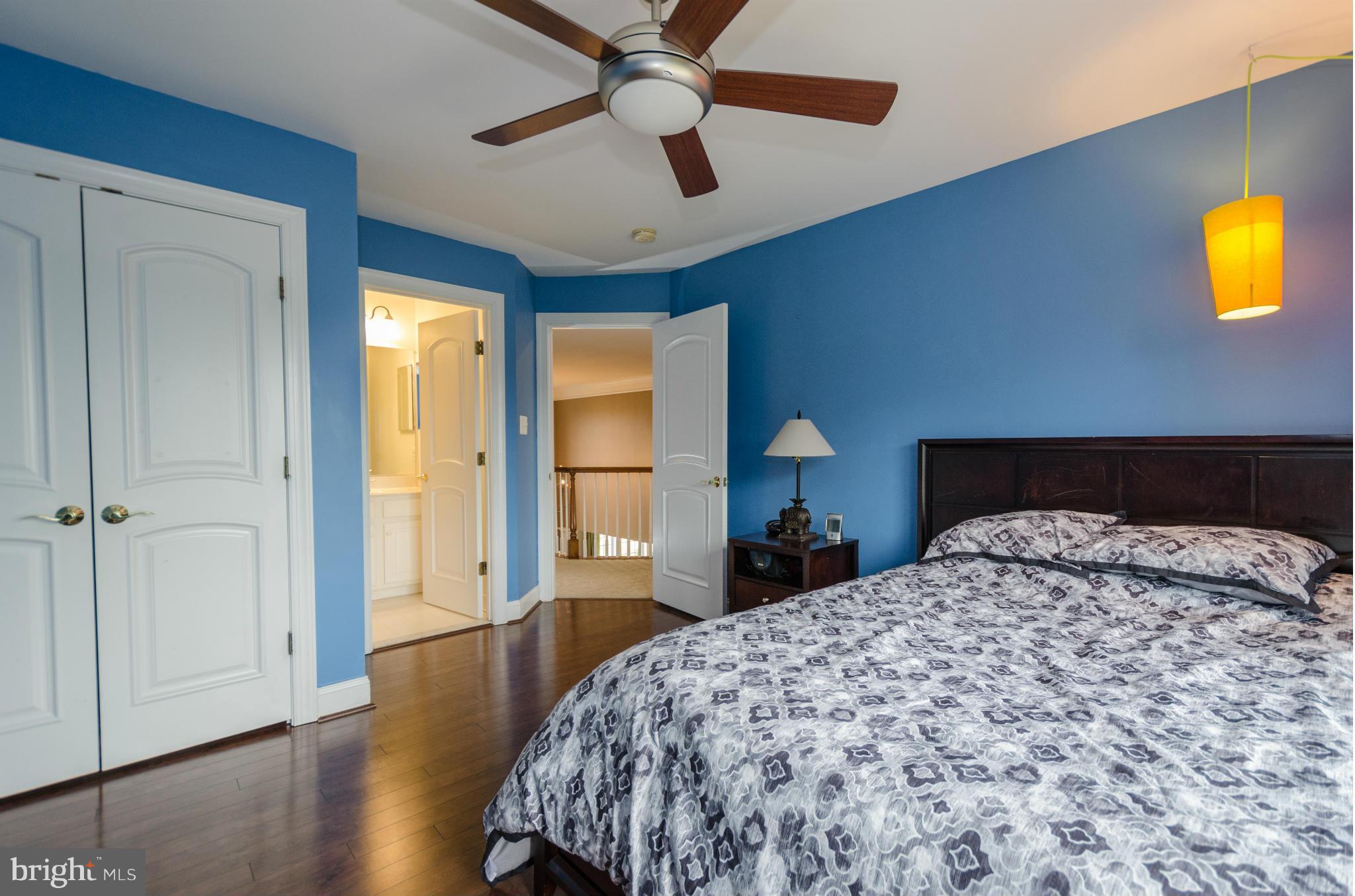 LONG FARM - Residential