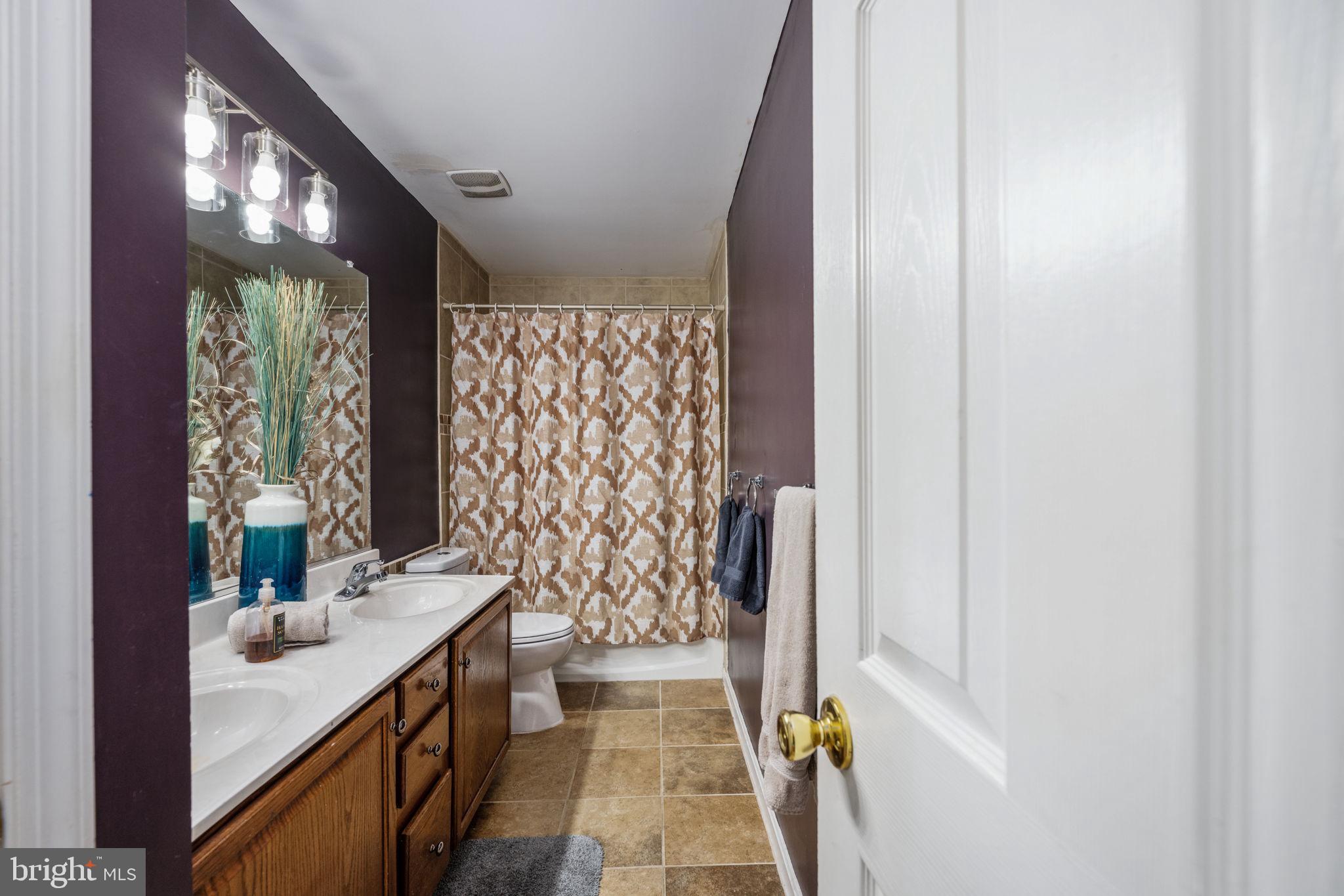 SOMERSET LANDING - Residential