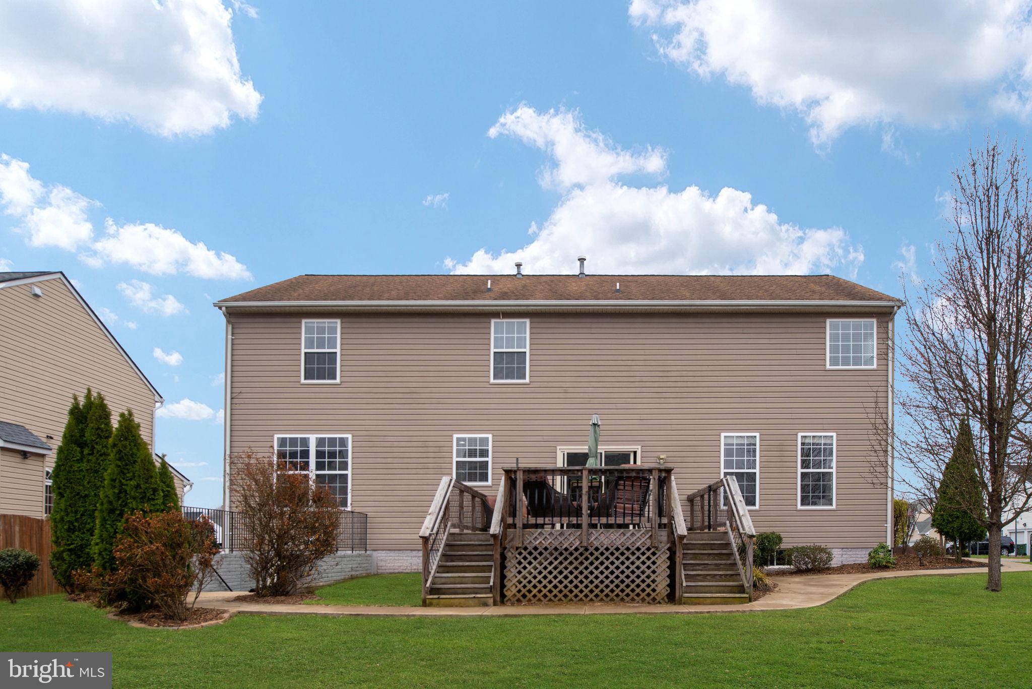 SOMERSET LANDING - Residential