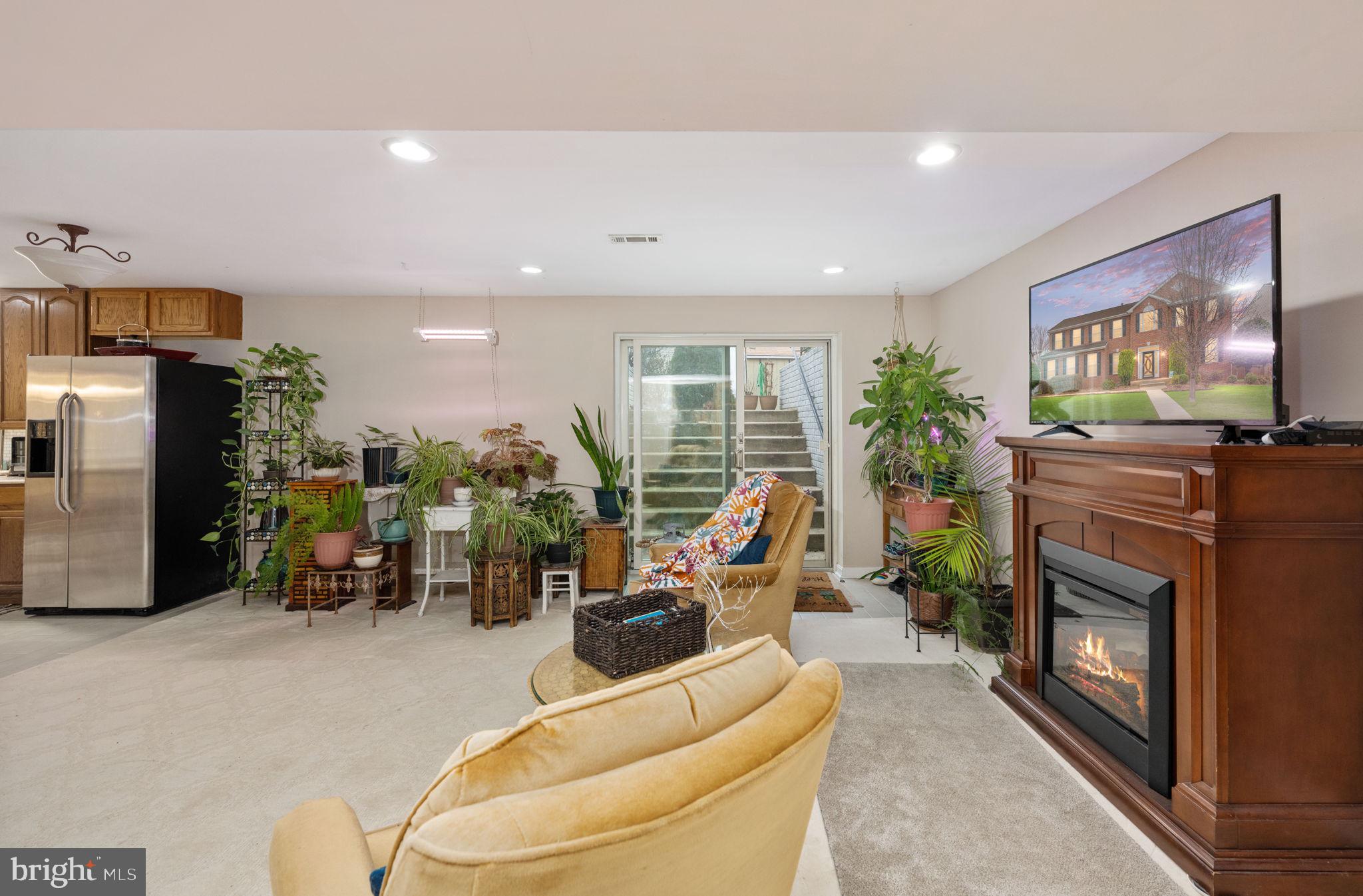 SOMERSET LANDING - Residential