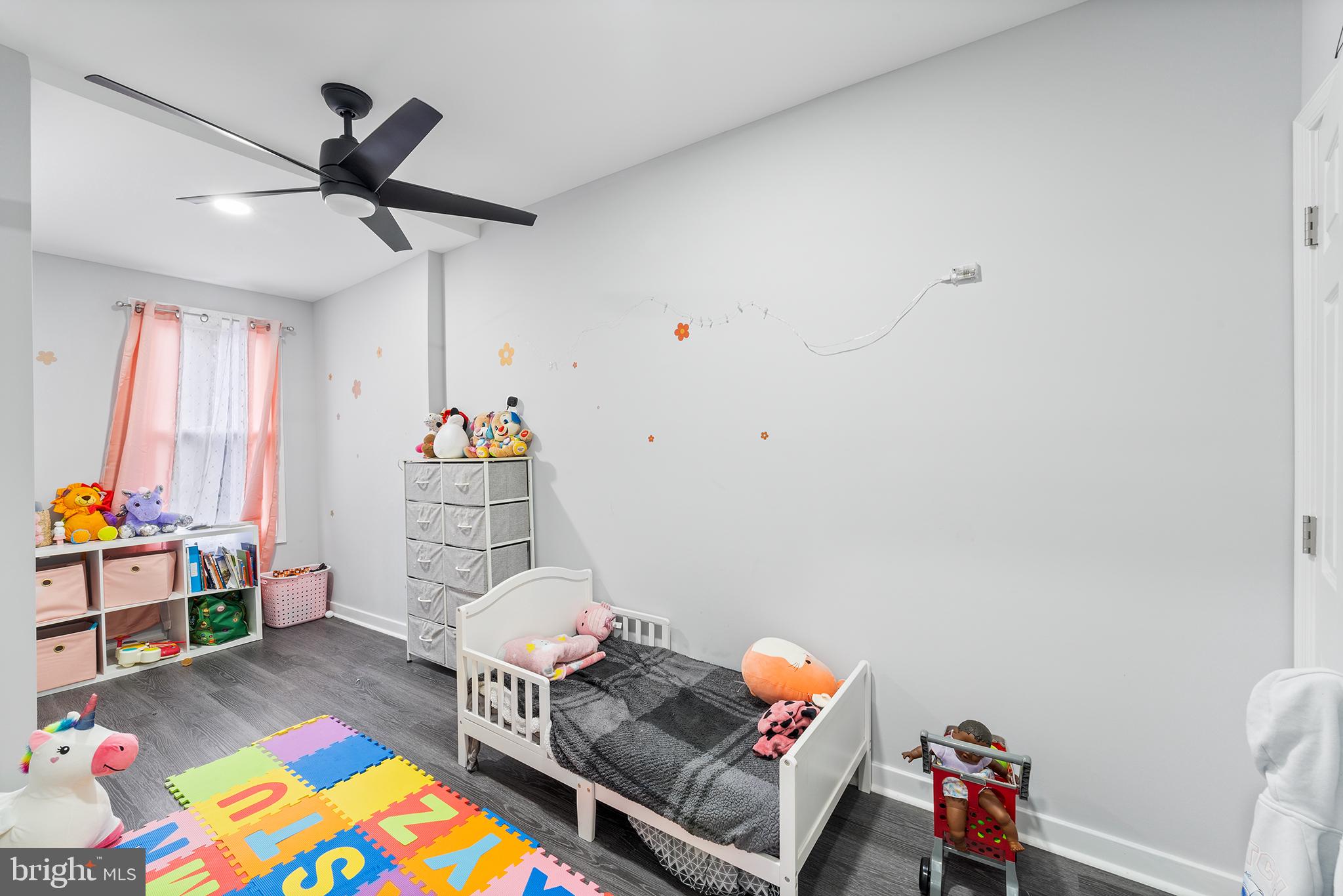 GERMANTOWN - Residential