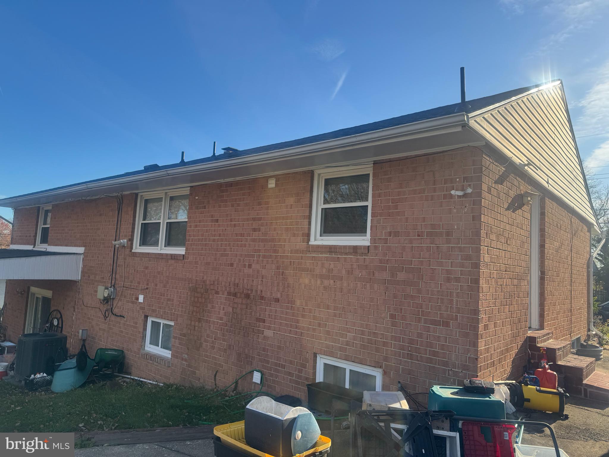 CALVERTON - Residential Lease