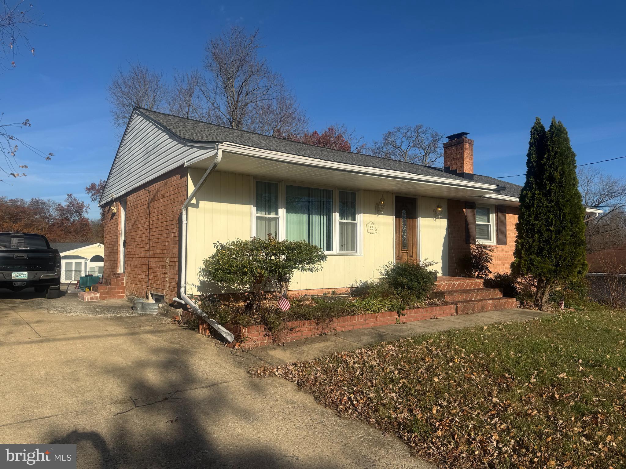 CALVERTON - Residential Lease