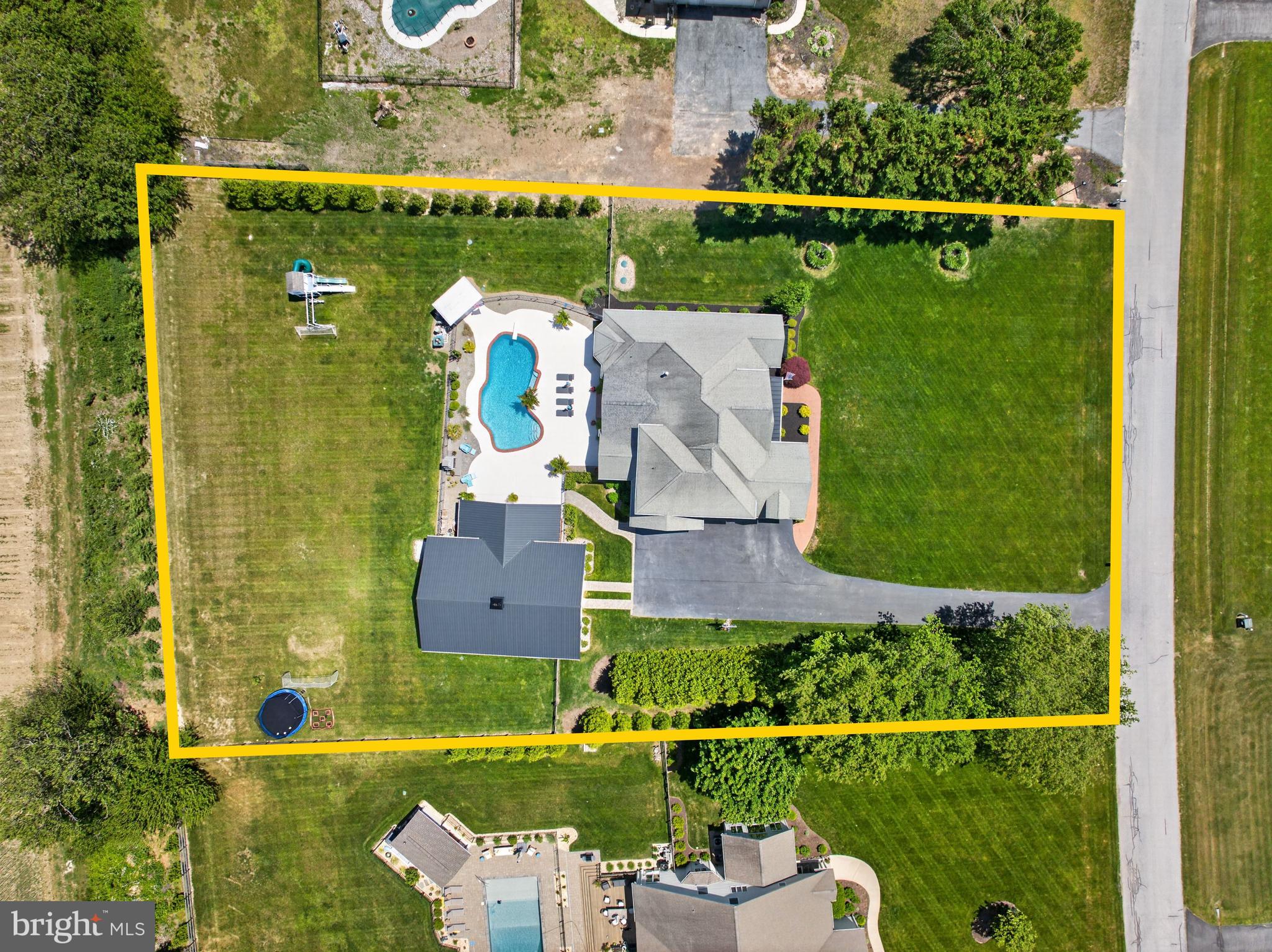 ESTATES AT BRIDLE RIDGE - Residential