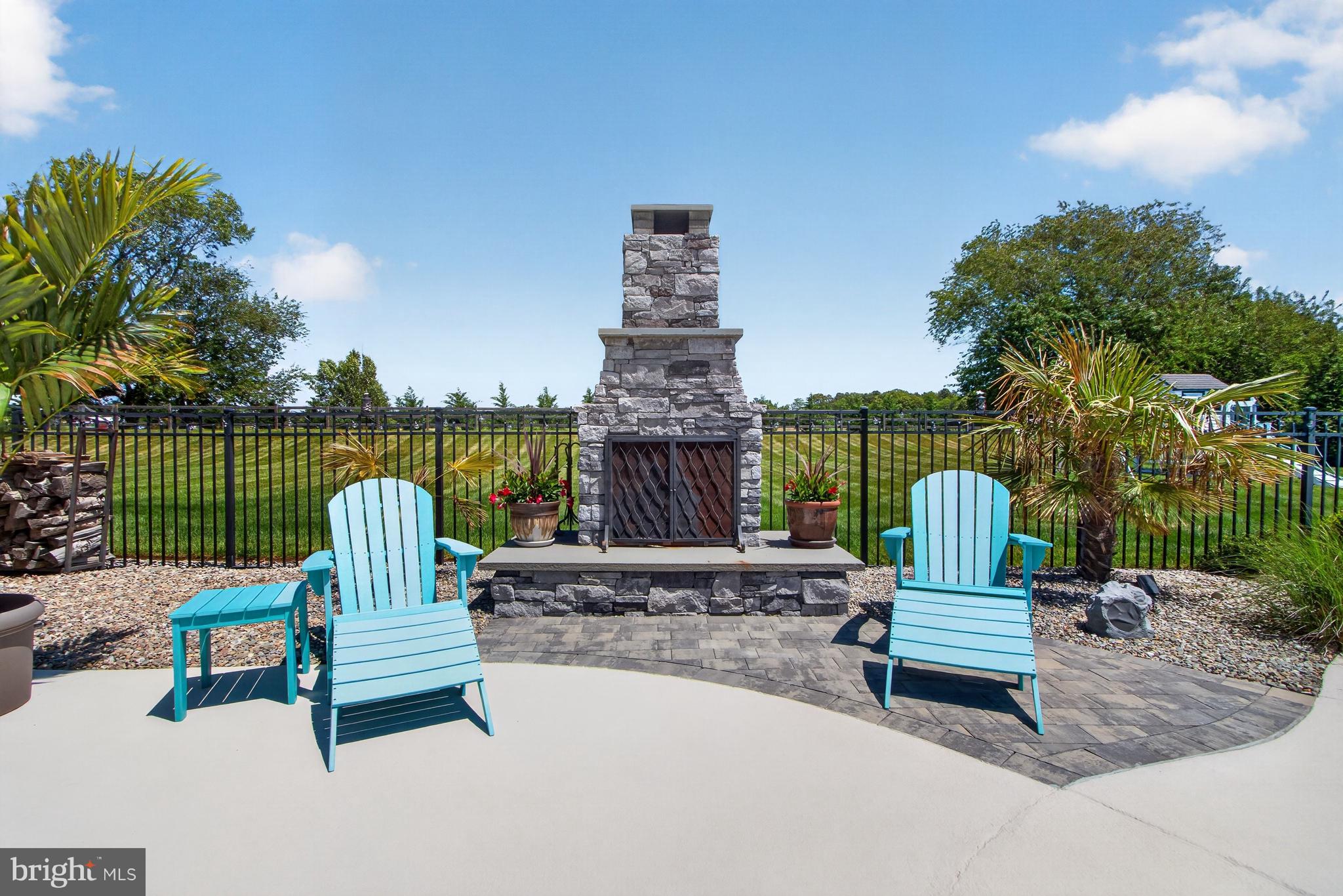 ESTATES AT BRIDLE RIDGE - Residential