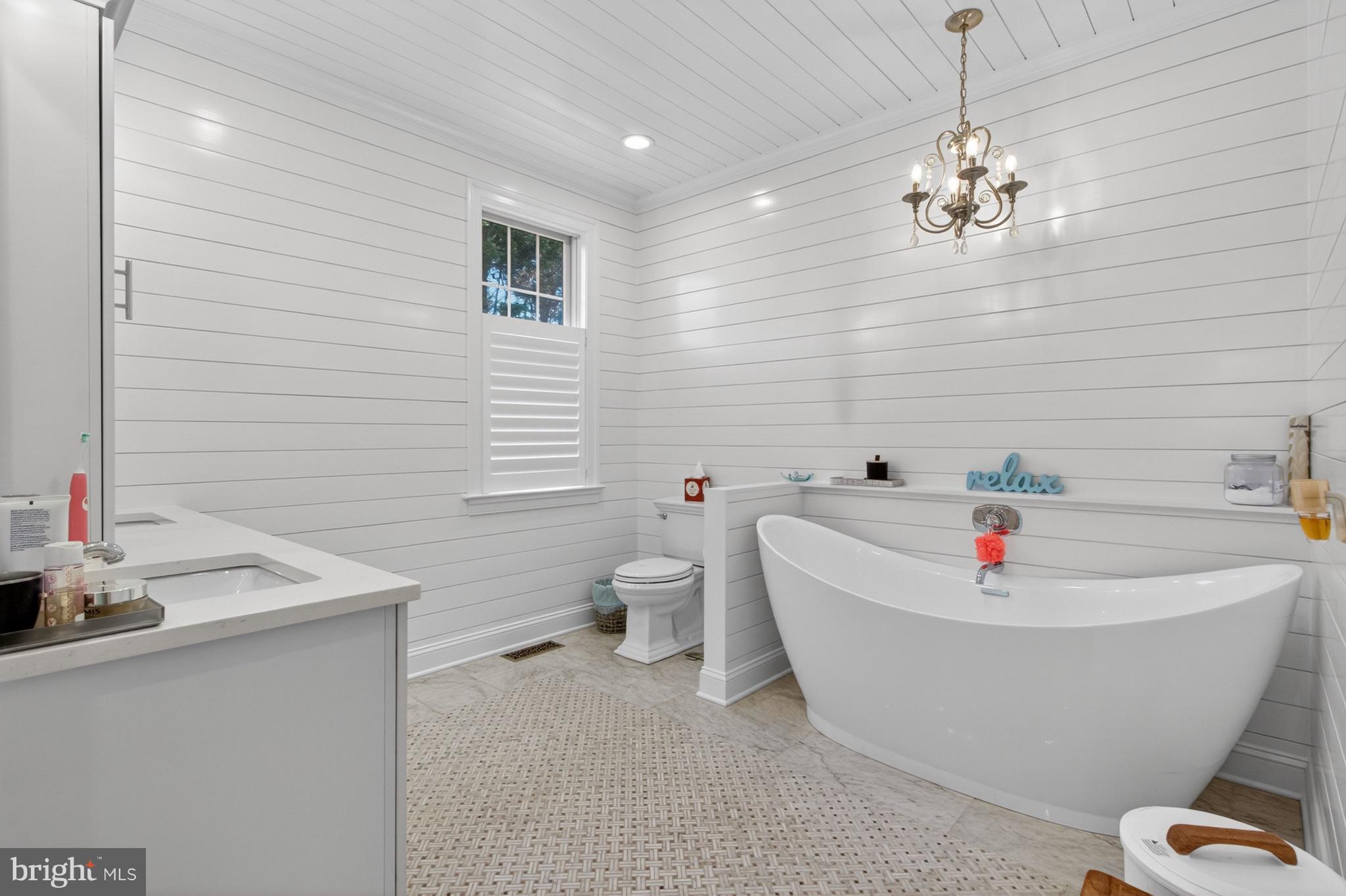 ESTATES AT BRIDLE RIDGE - Residential