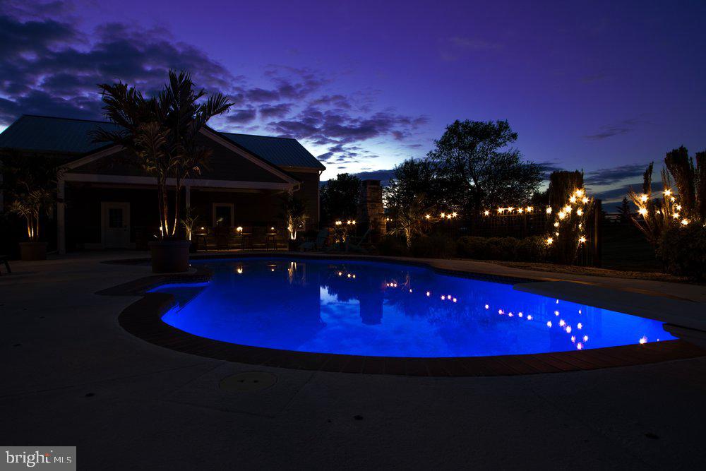 ESTATES AT BRIDLE RIDGE - Residential