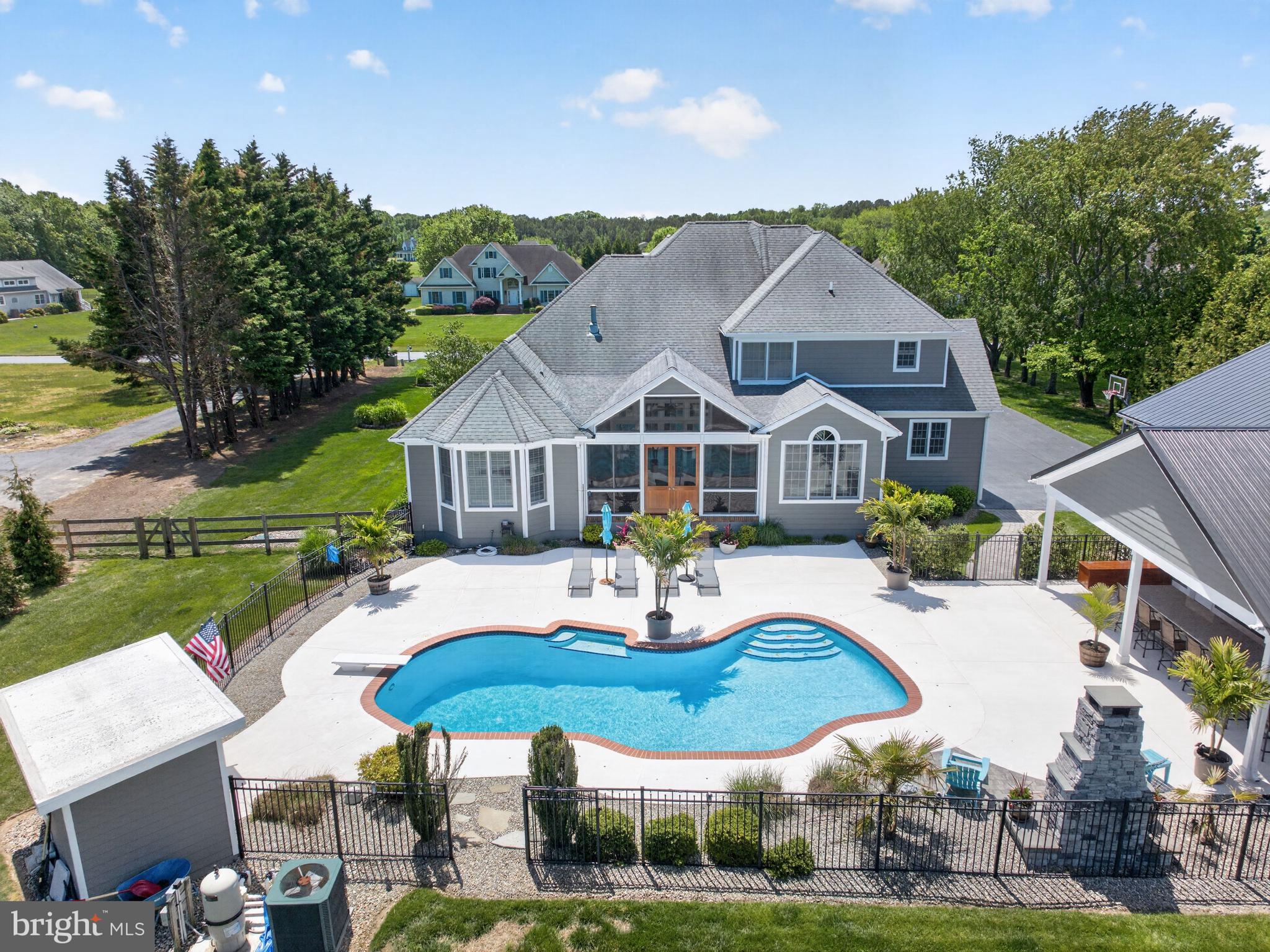 ESTATES AT BRIDLE RIDGE - Residential