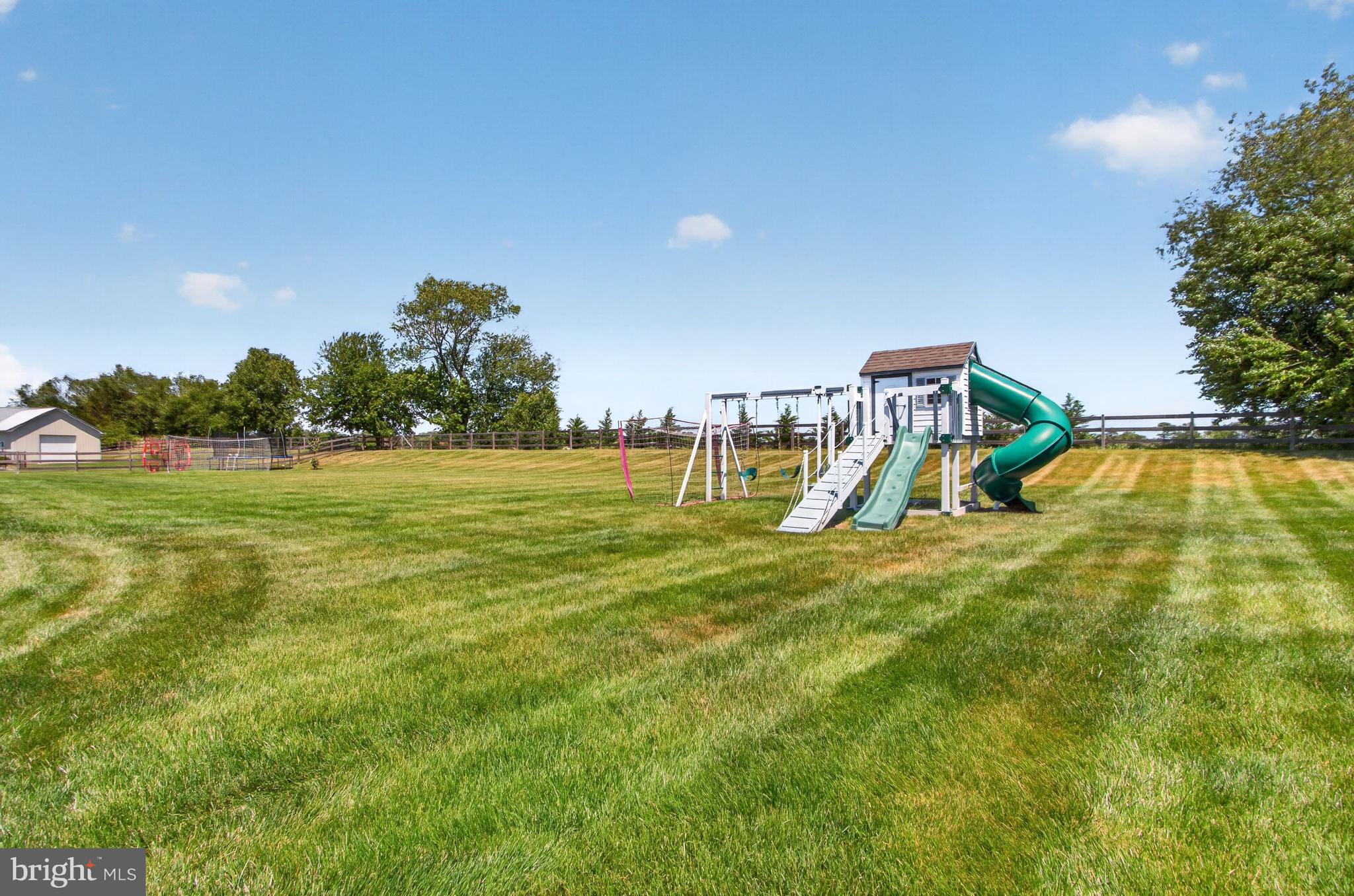 ESTATES AT BRIDLE RIDGE - Residential