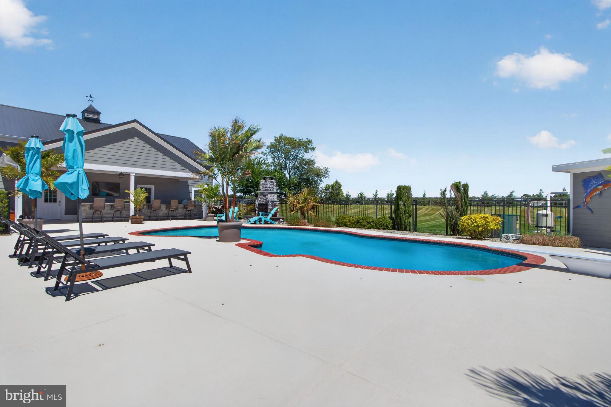 ESTATES AT BRIDLE RIDGE - Residential