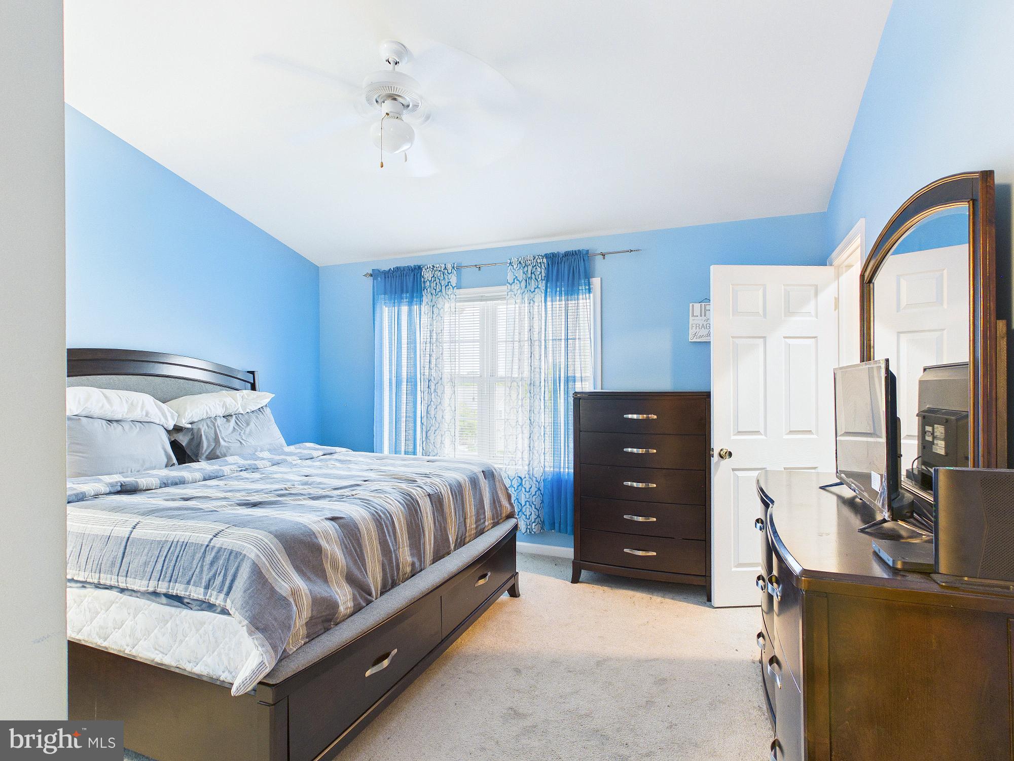 IVY RIDGE - Residential