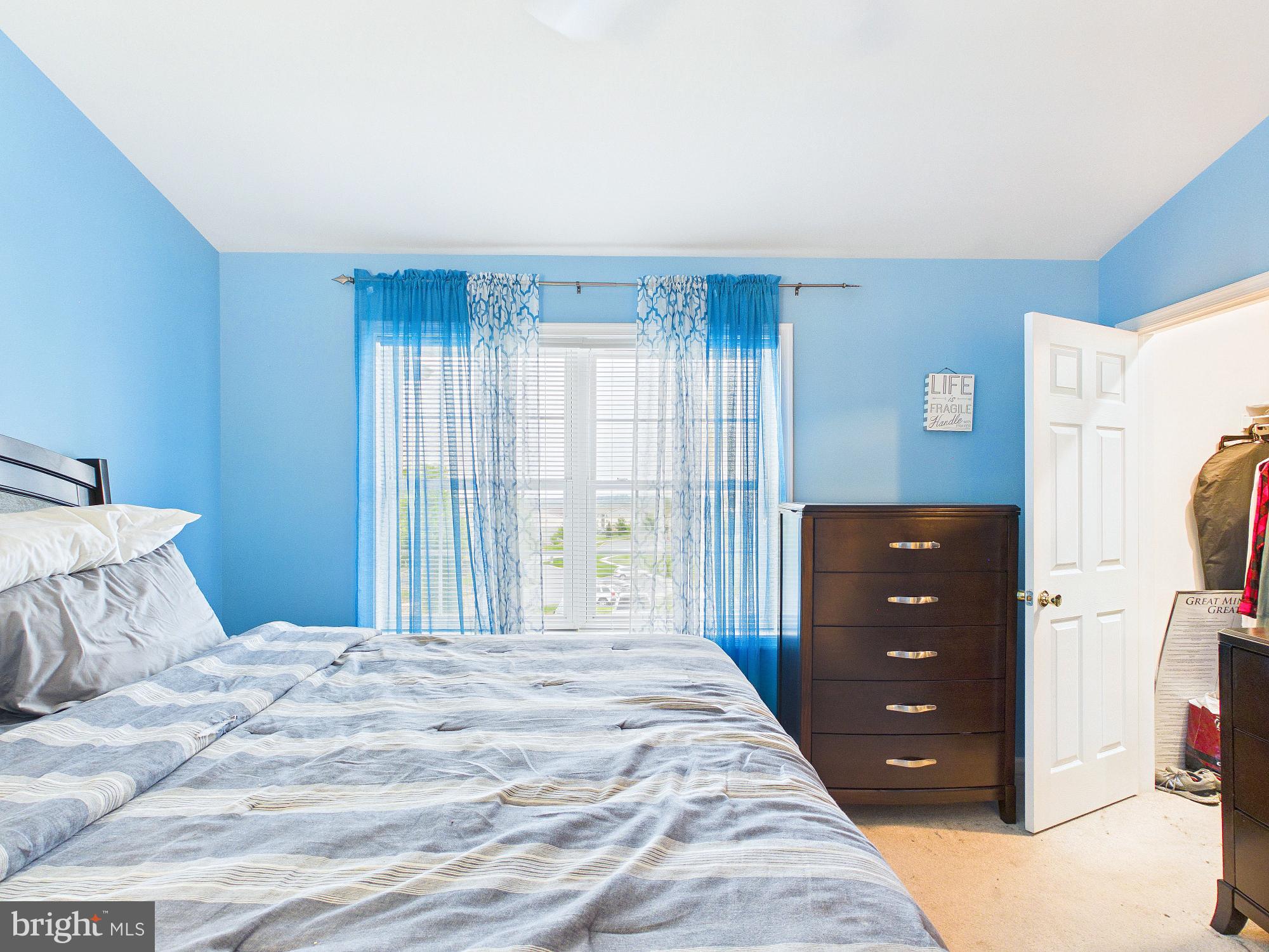 IVY RIDGE - Residential