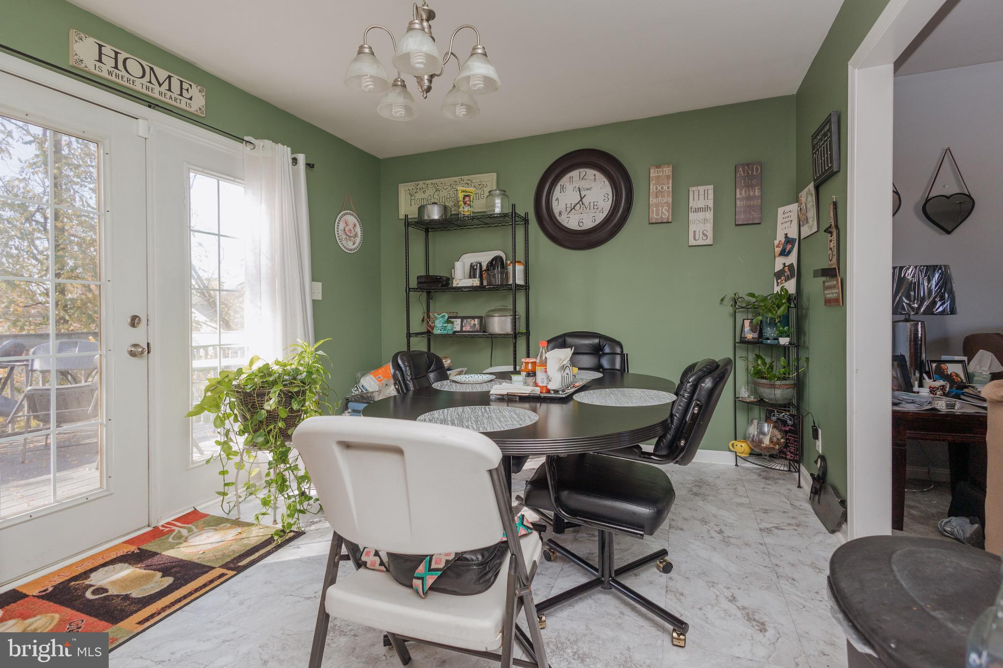 WESTMINISTER HEIGHTS - Residential