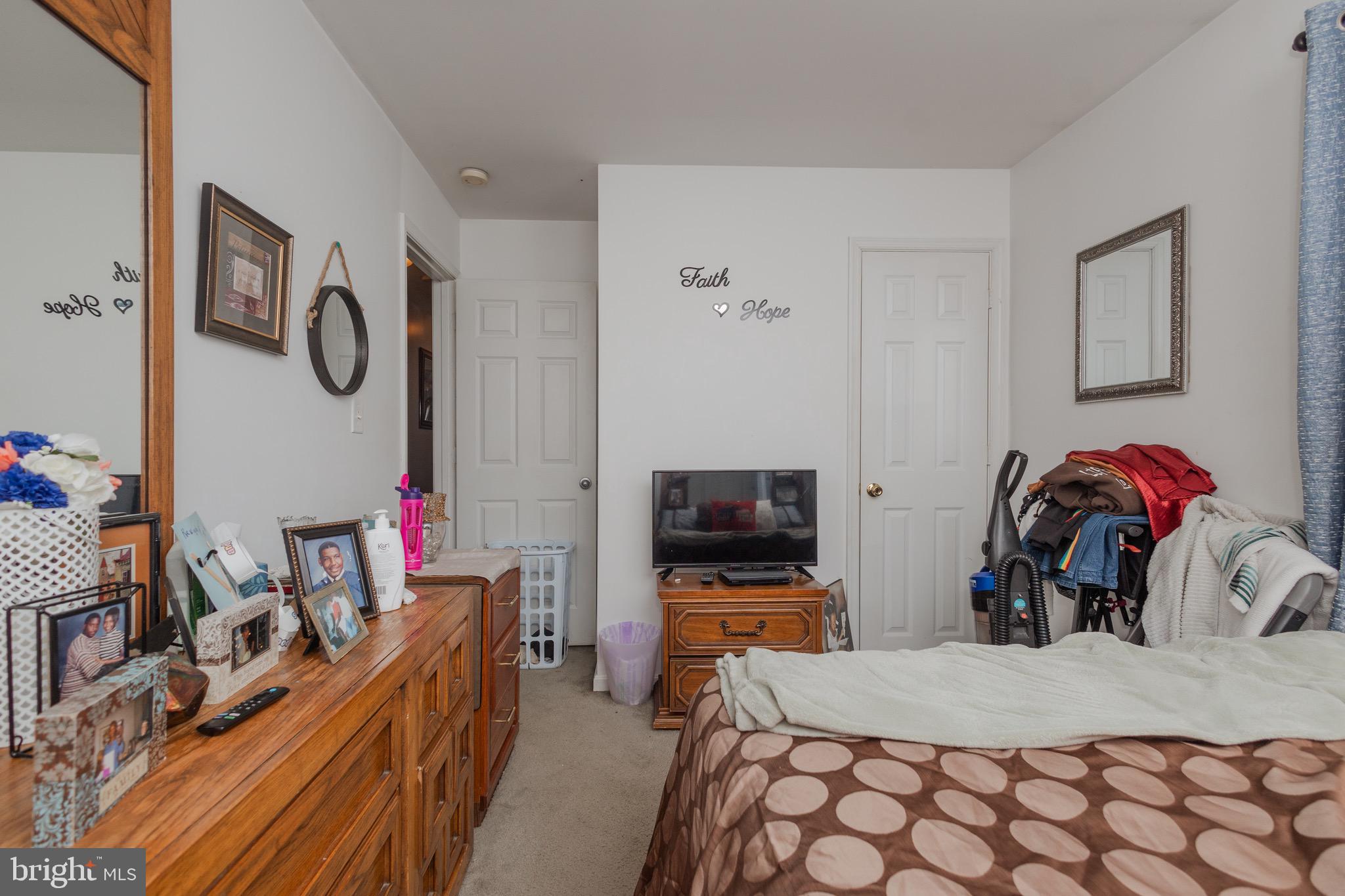 WESTMINISTER HEIGHTS - Residential