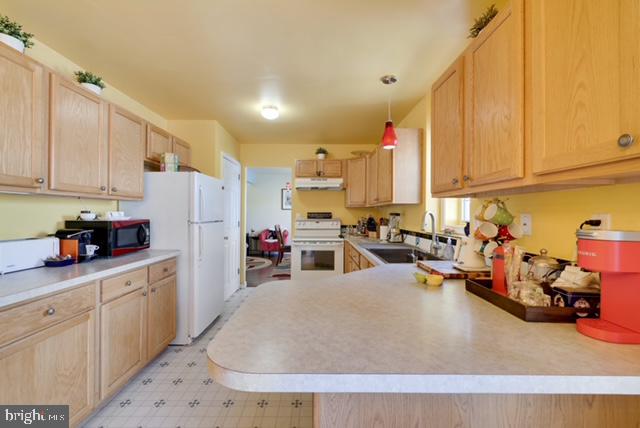 POCONO COUNTRY PLACE - Residential