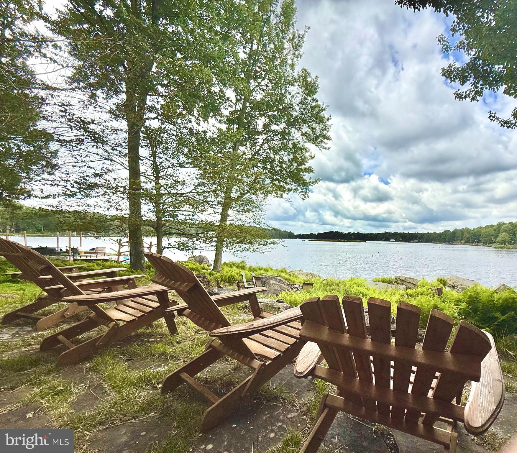 POCONO COUNTRY PLACE - Residential