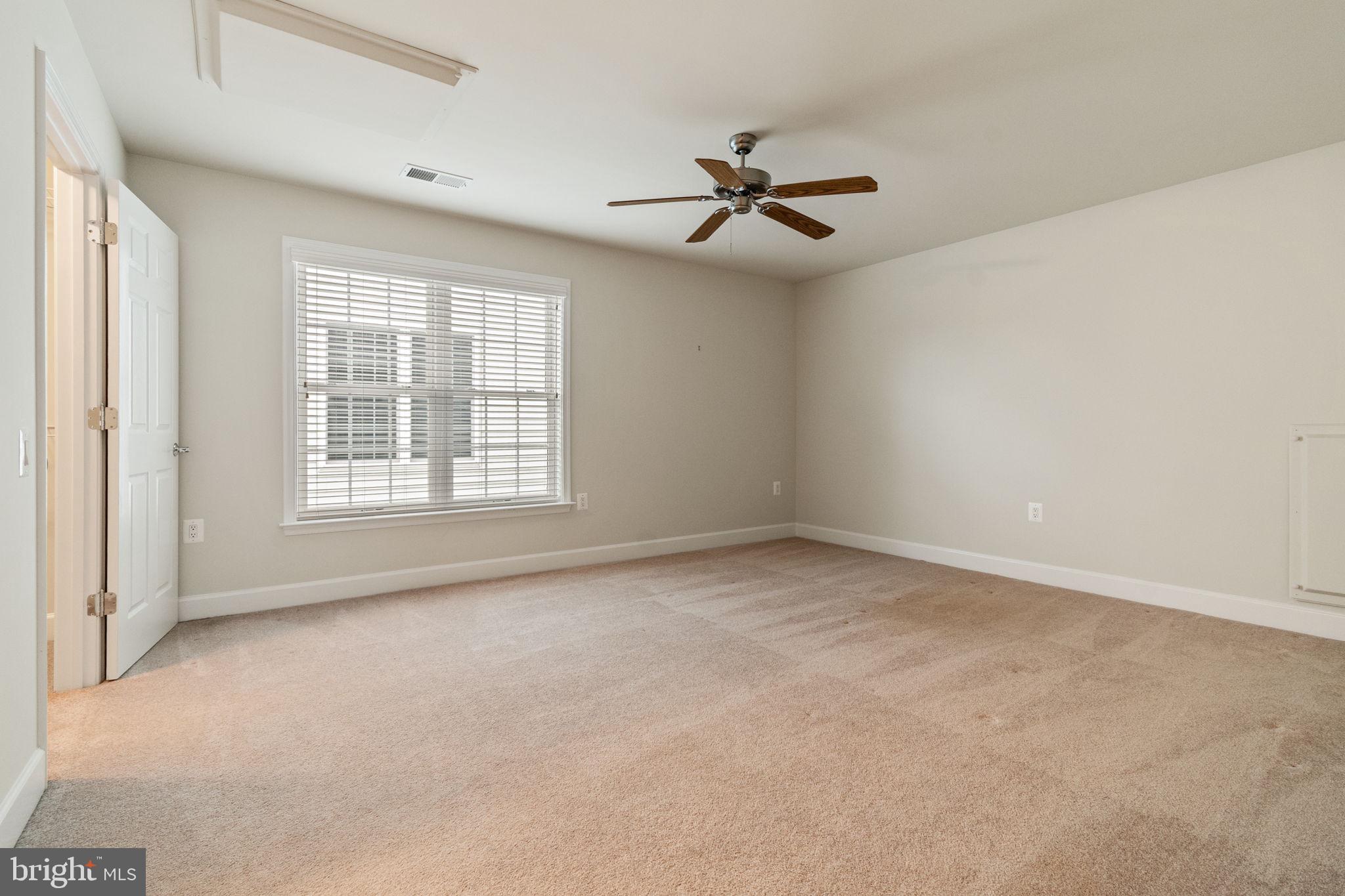 POTOMAC GREEN BY DEL WEBB - Residential