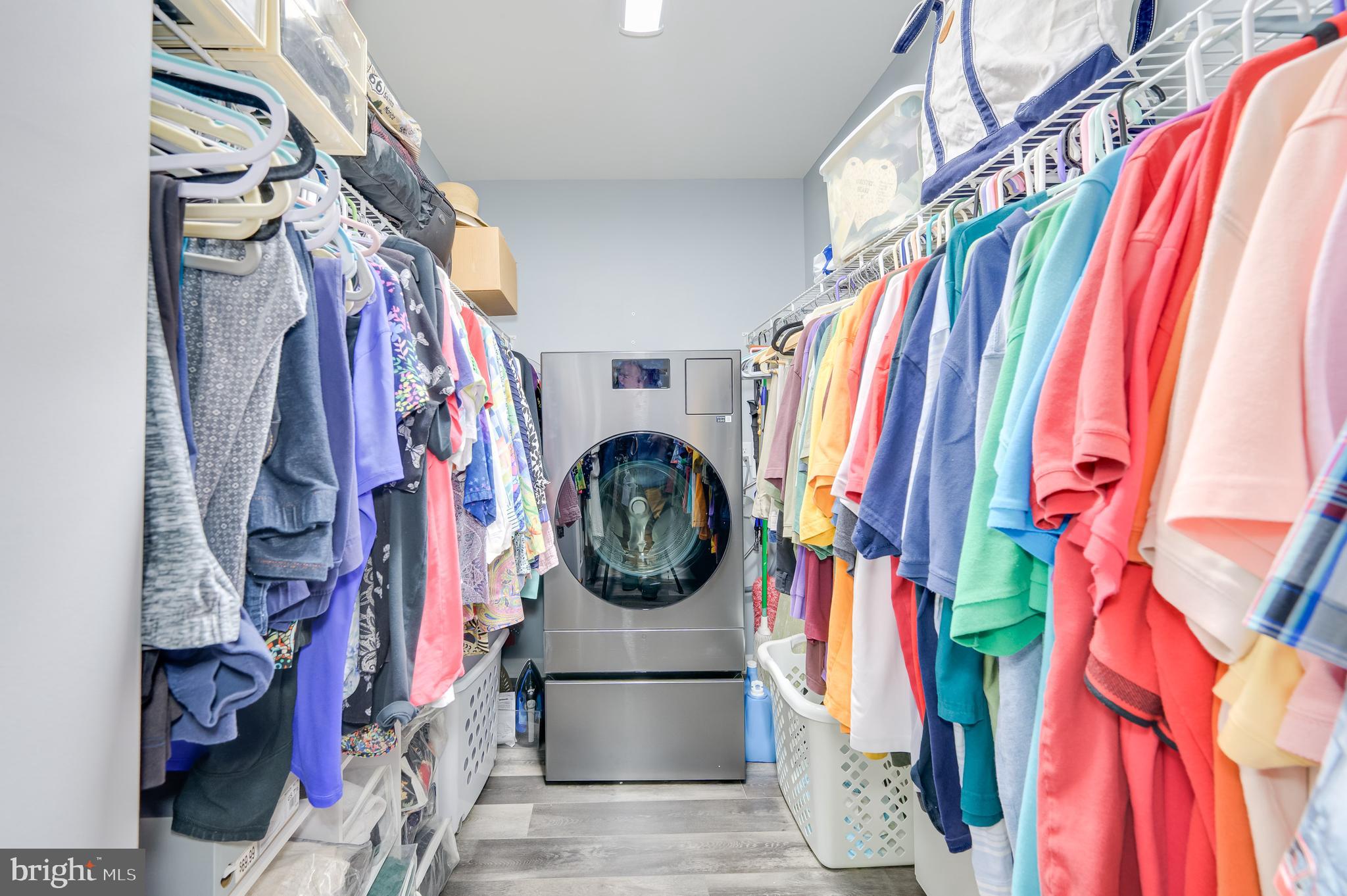 THE WOODS - Residential