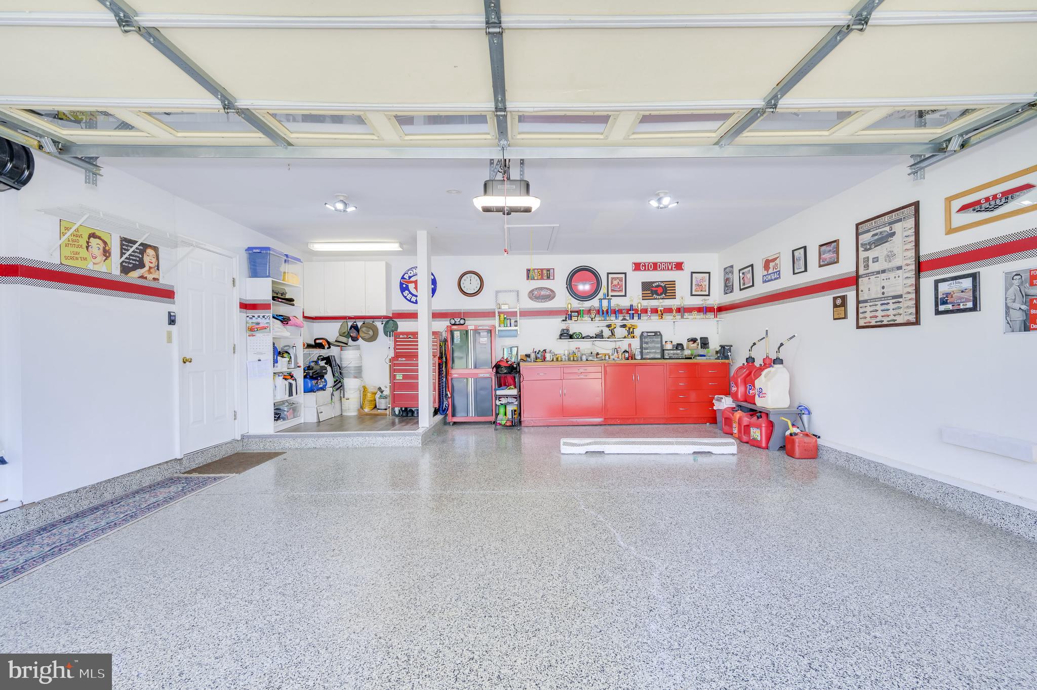 THE WOODS - Residential