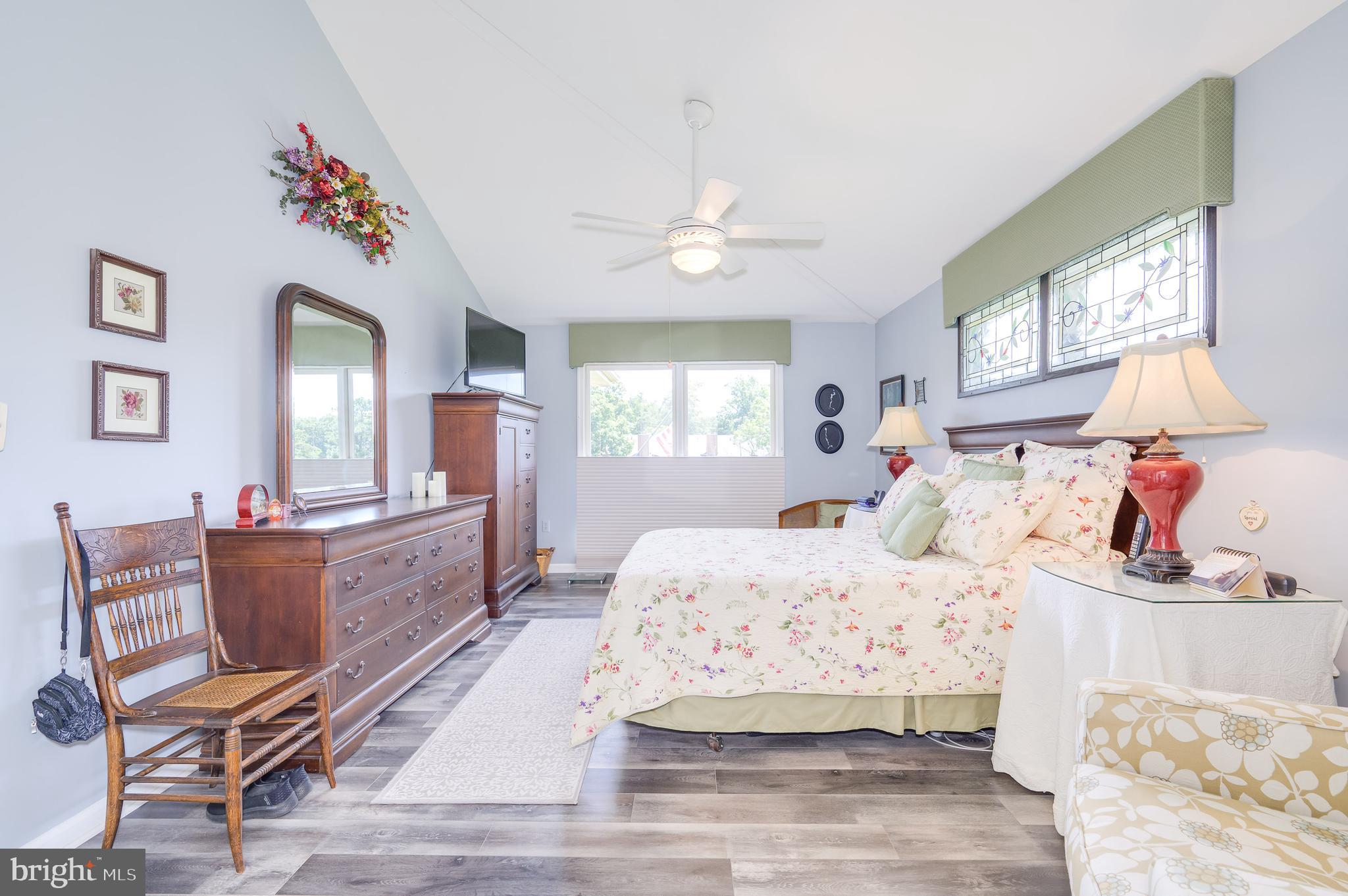 THE WOODS - Residential