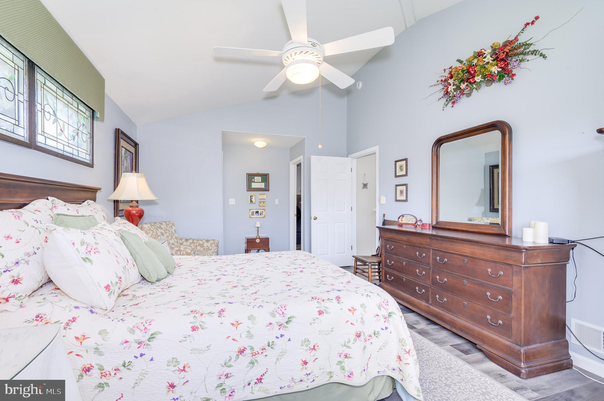 THE WOODS - Residential