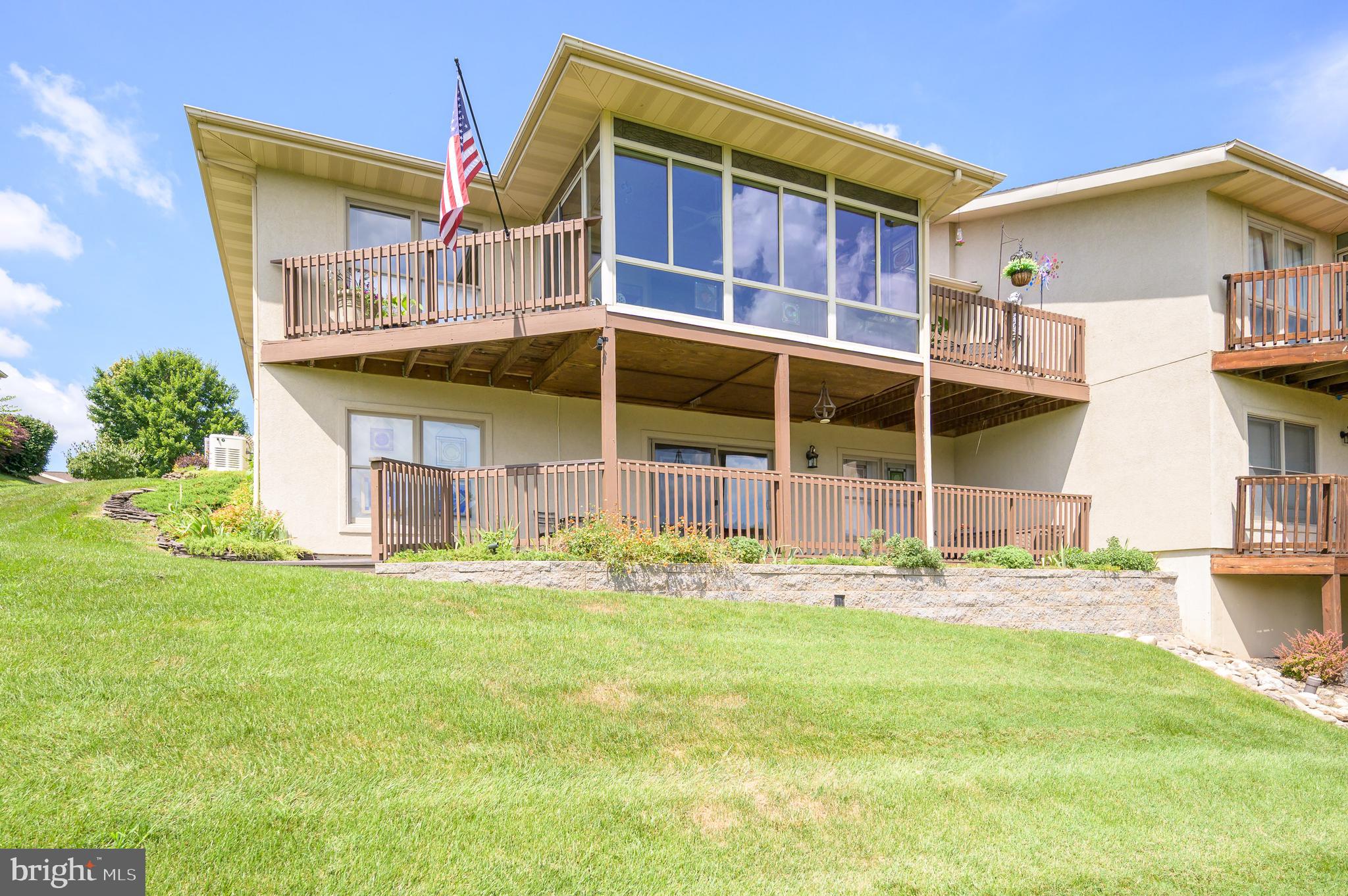 THE WOODS - Residential