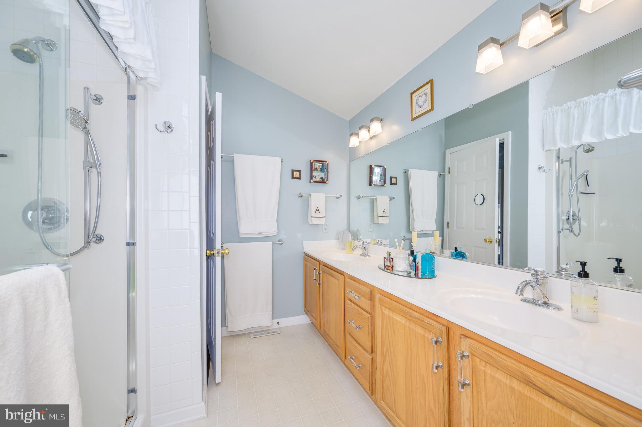 THE WOODS - Residential