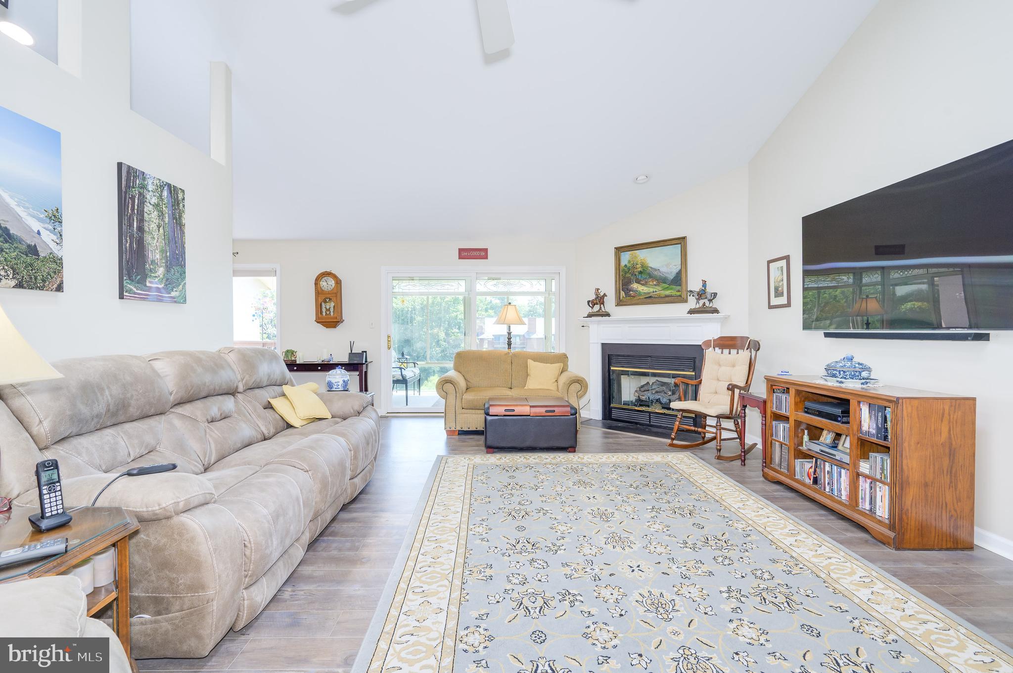 THE WOODS - Residential