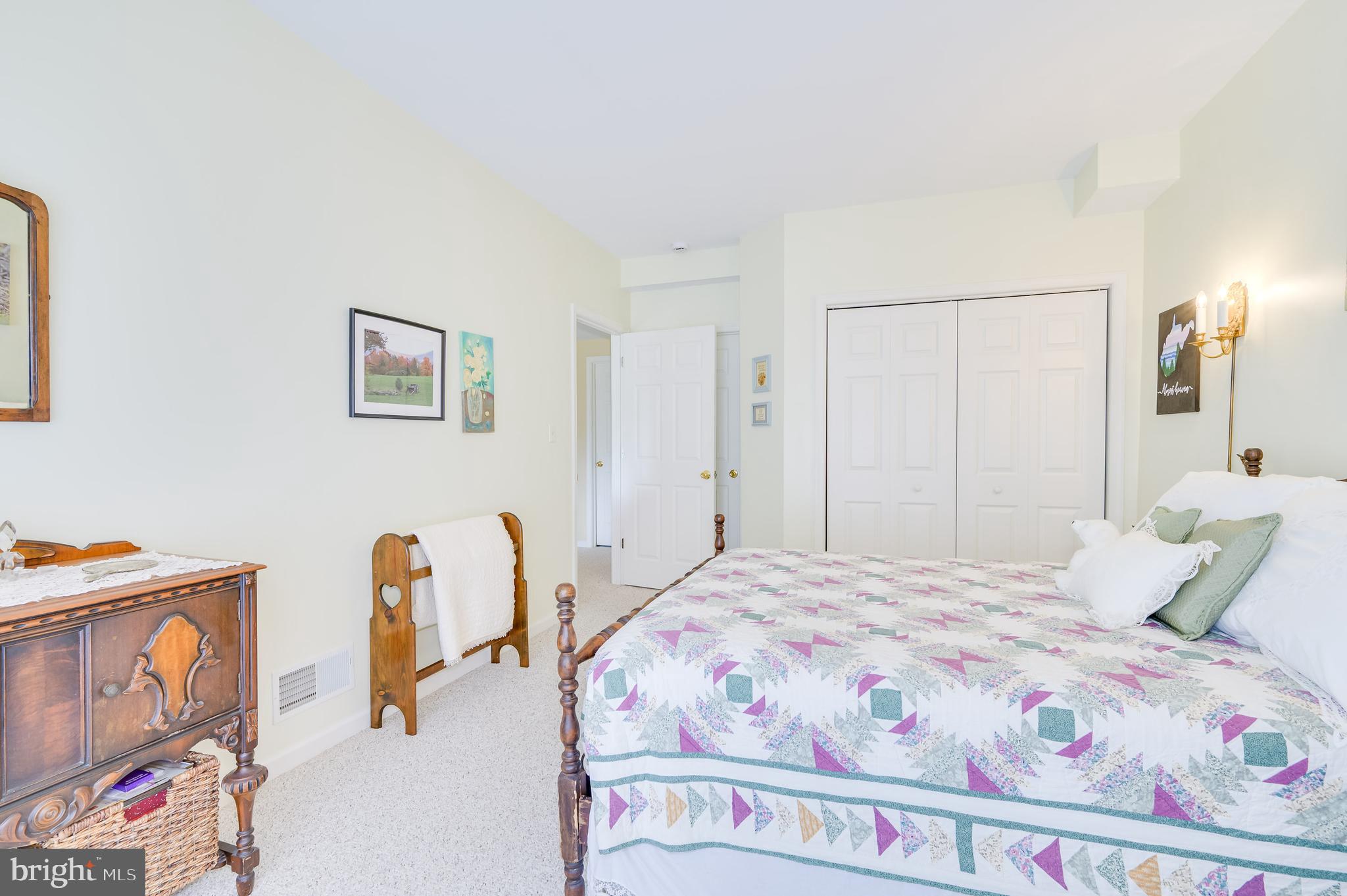 THE WOODS - Residential