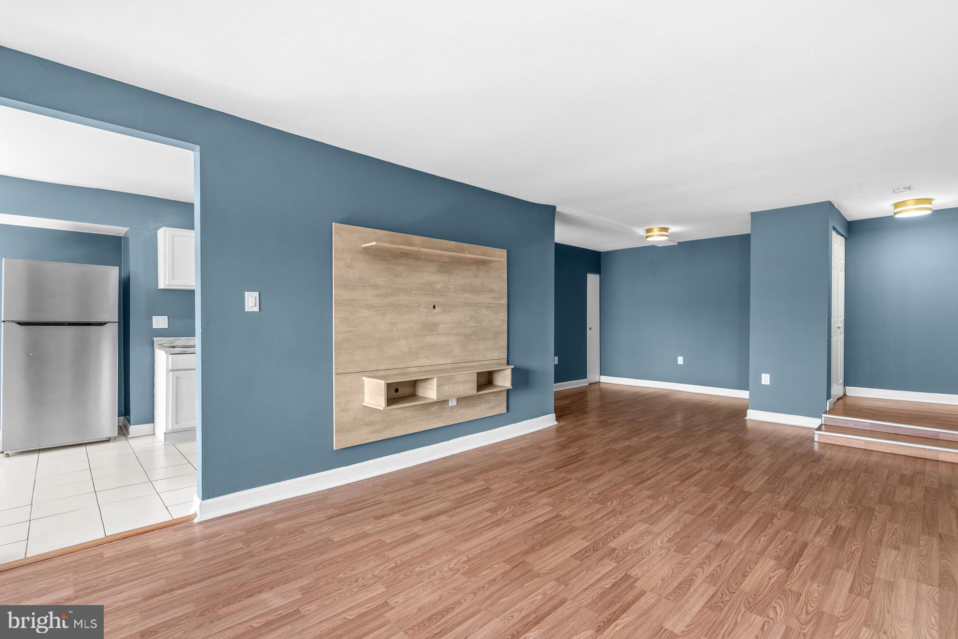 VILLA RIDGE CONDOMINIUM - Residential