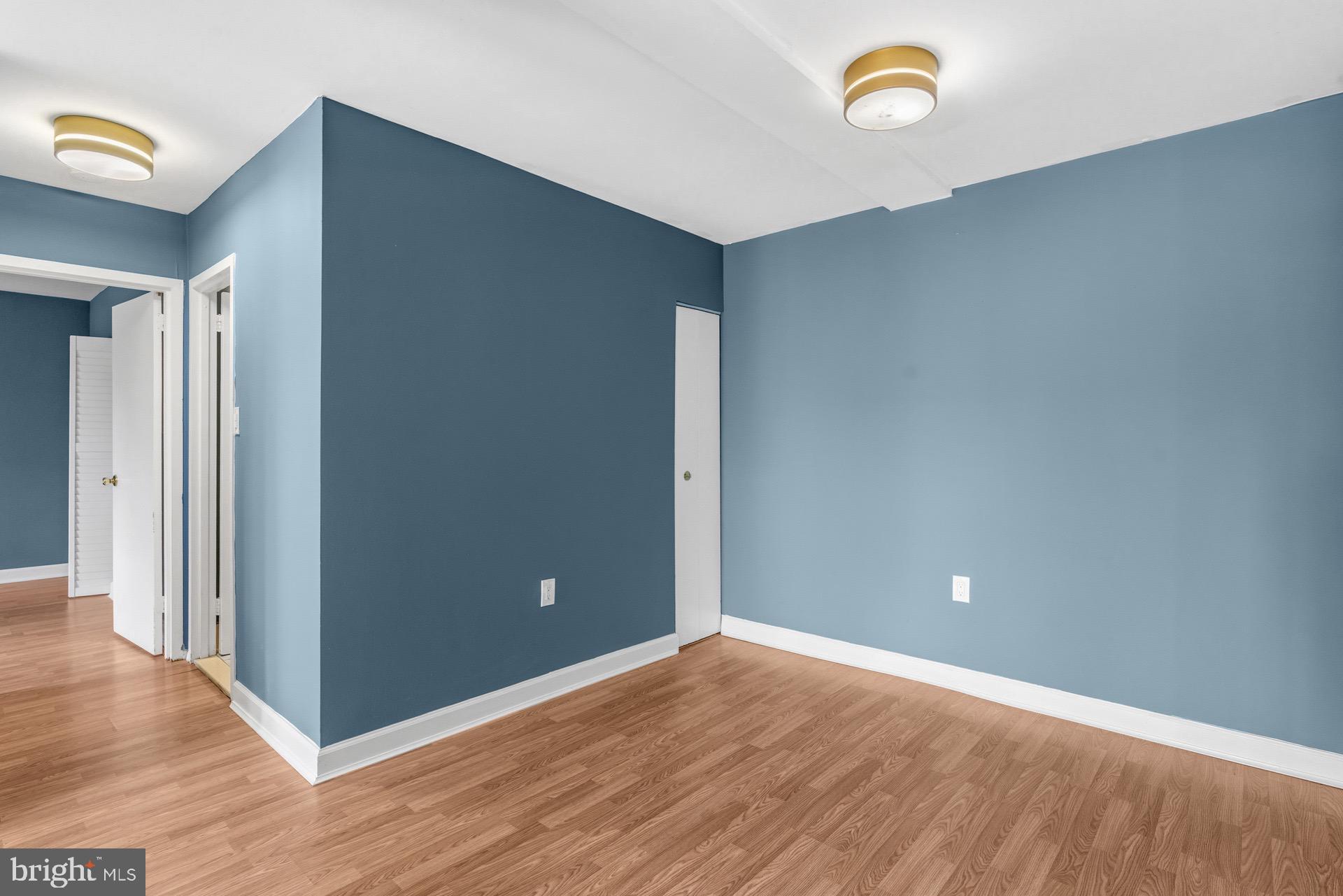 VILLA RIDGE CONDOMINIUM - Residential