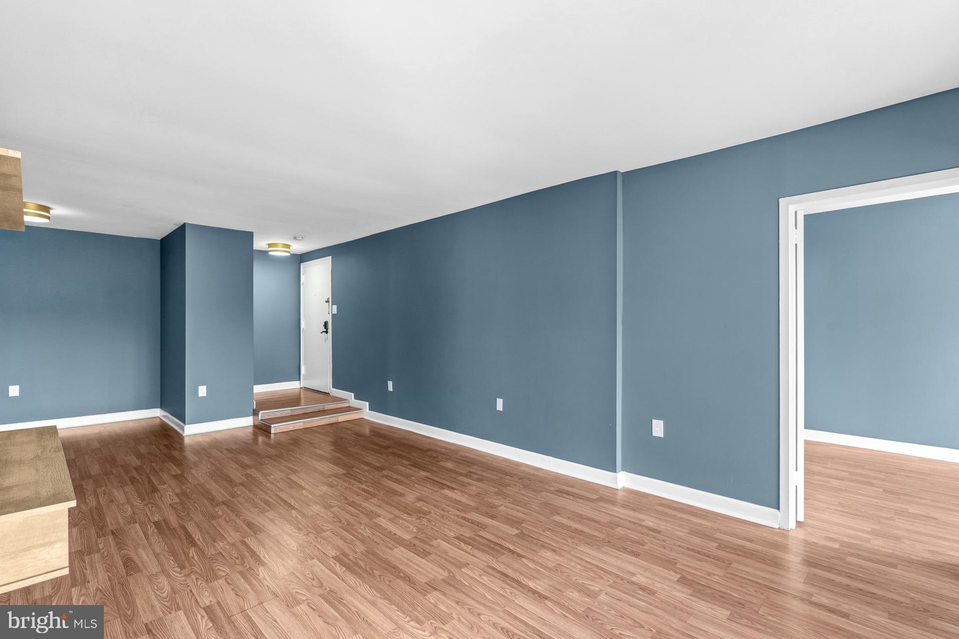 VILLA RIDGE CONDOMINIUM - Residential