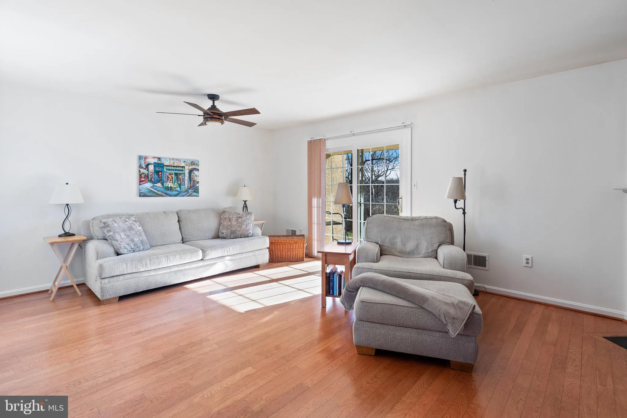 Phoenixville, Pennsylvania 19460, United States, 3 Bedrooms Bedrooms, ,3 BathroomsBathrooms,Residential,Pending,30765