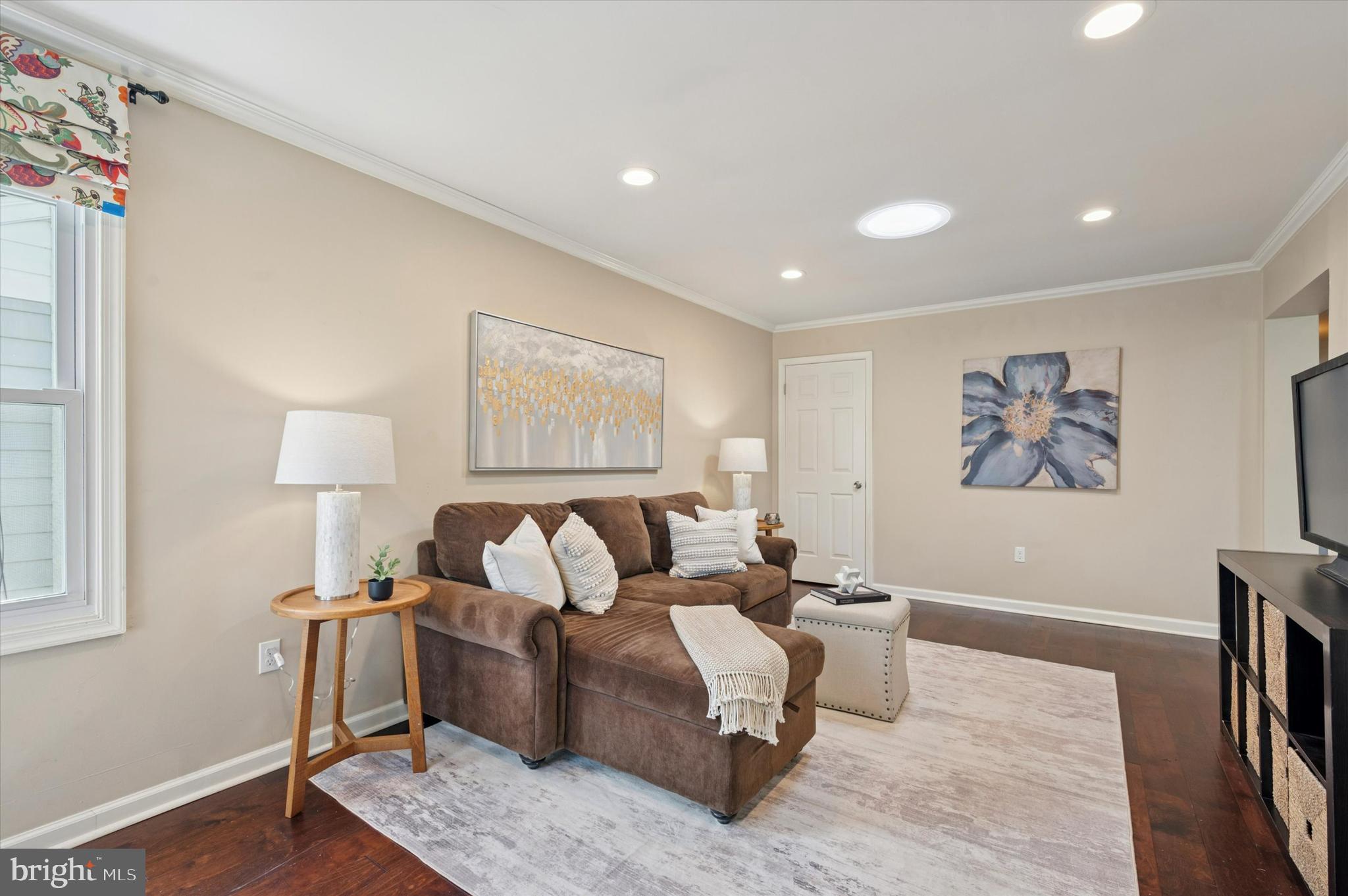 406 MEDIA PARKWAY