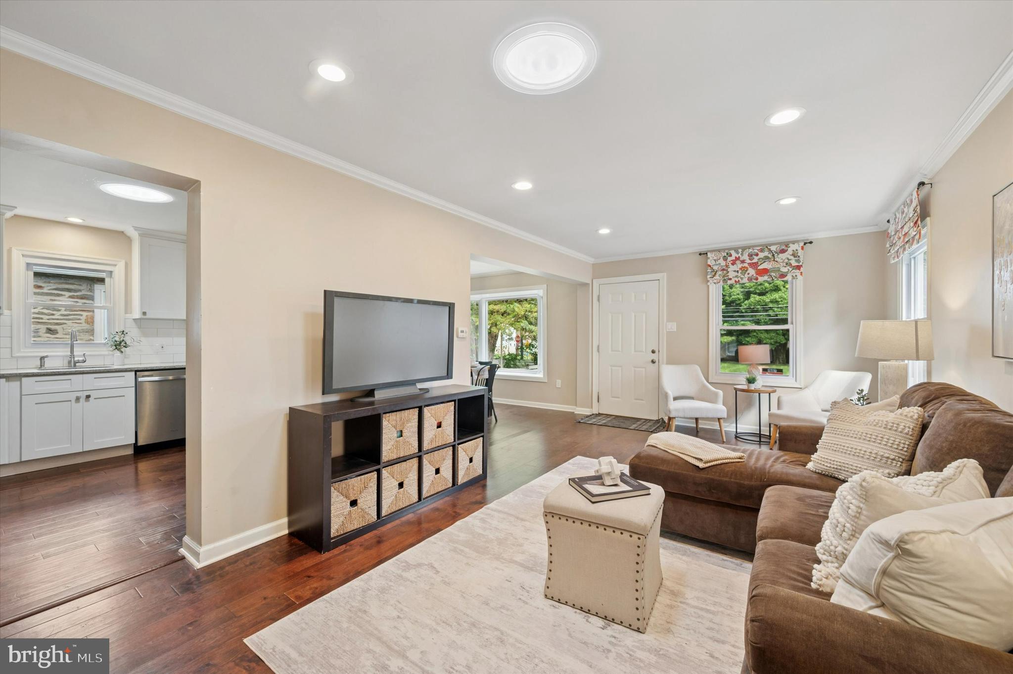 406 MEDIA PARKWAY