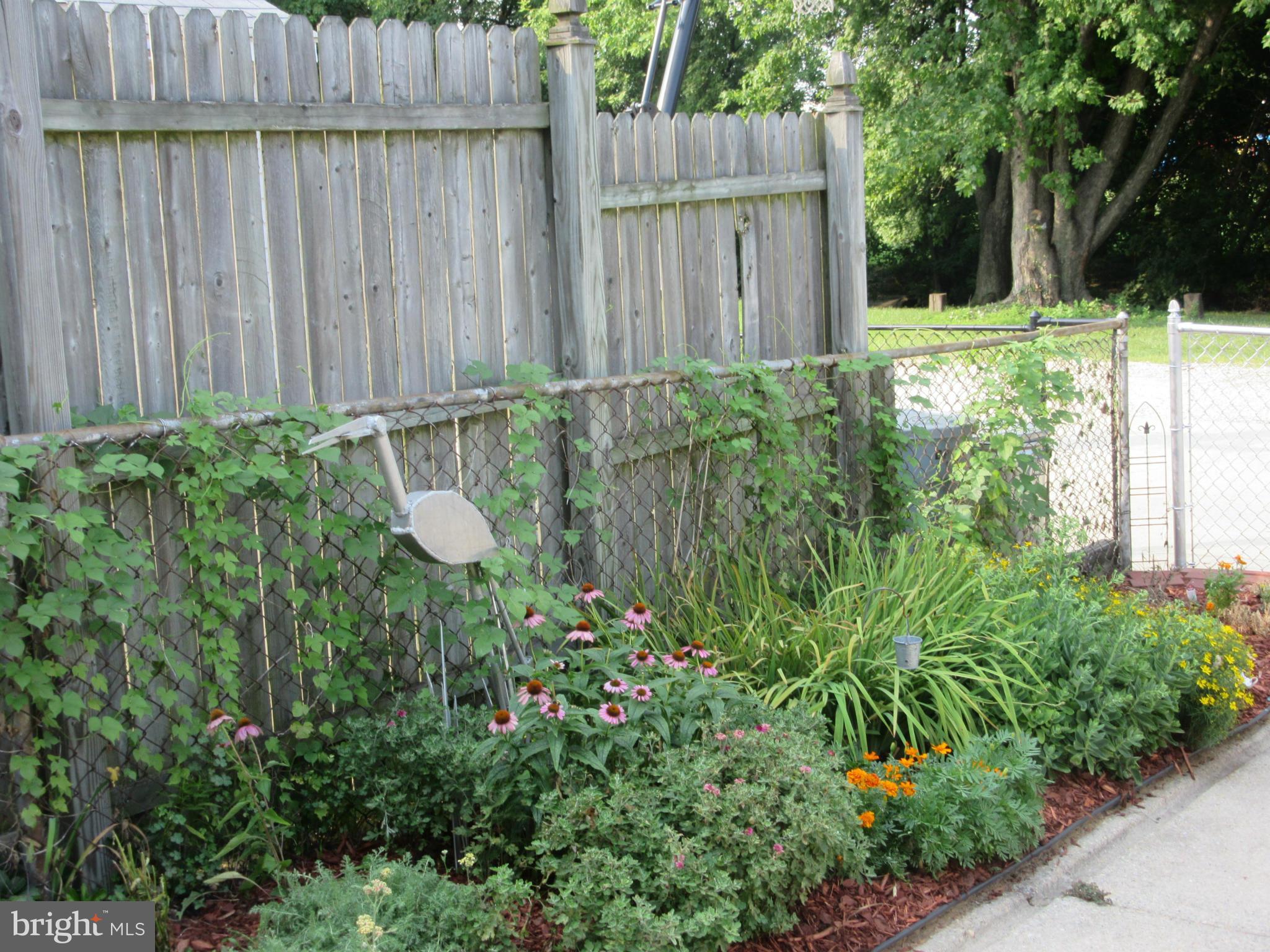 EASTFIELD - Residential