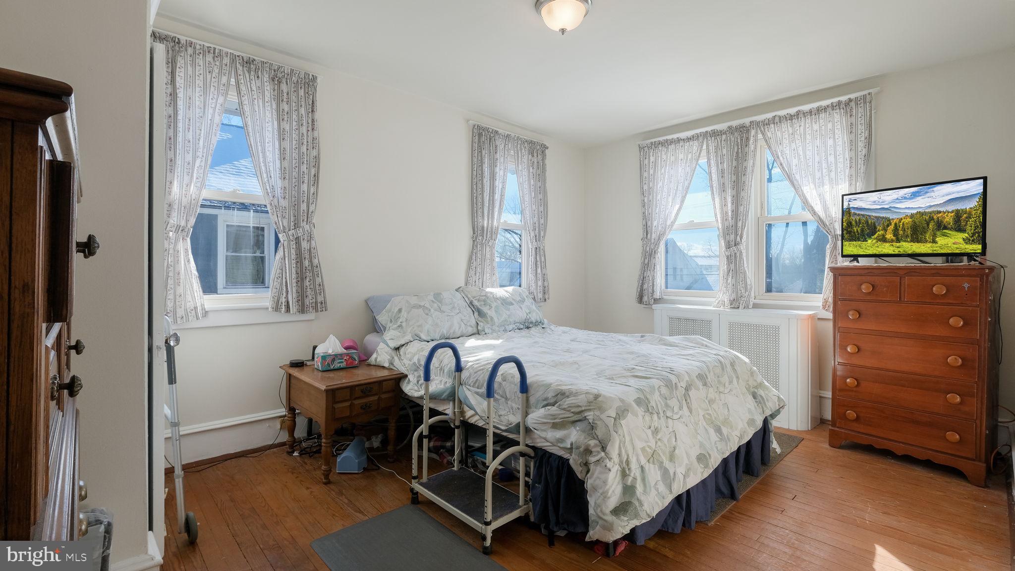 MILL RUN - Residential