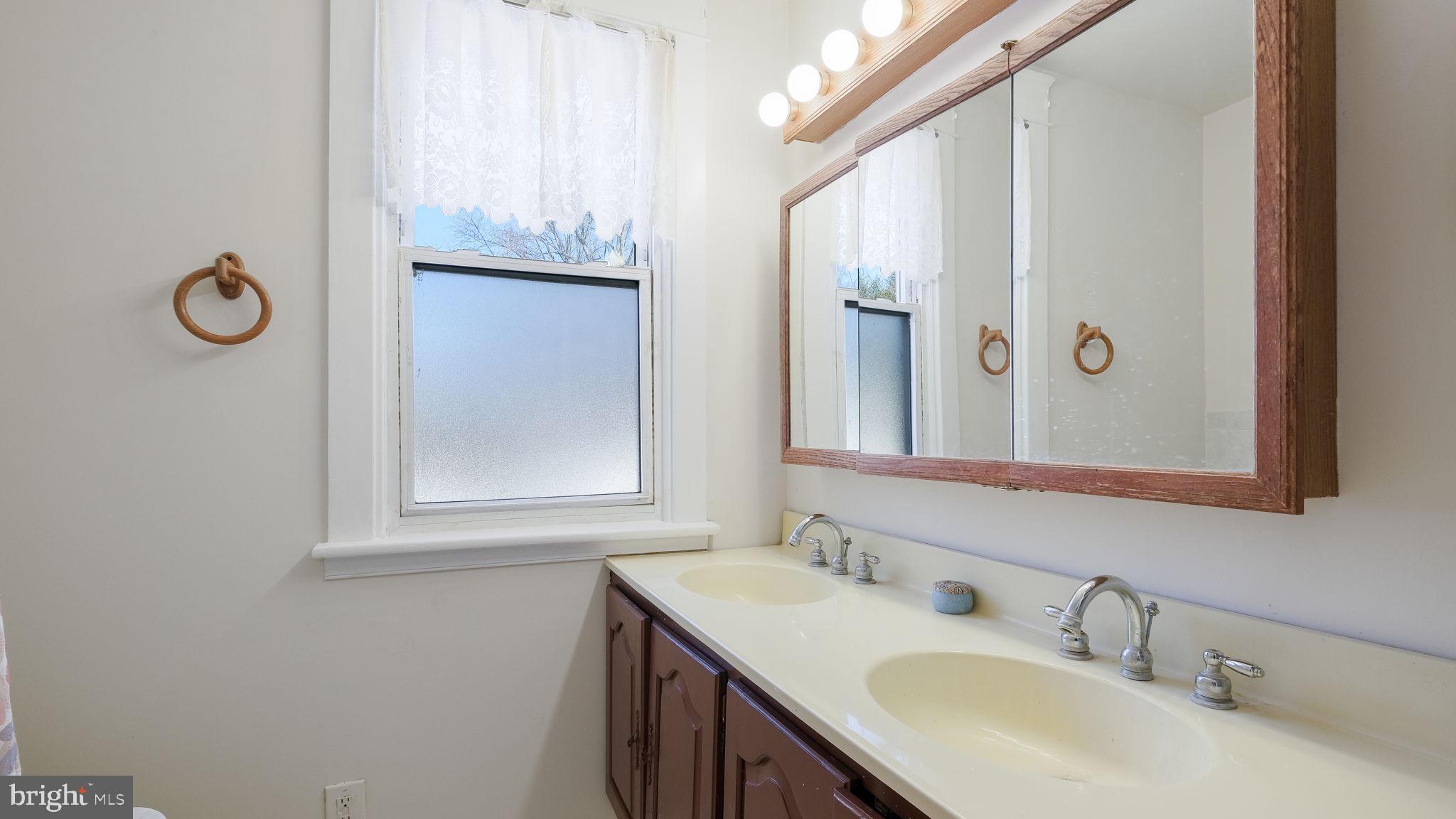 MILL RUN - Residential