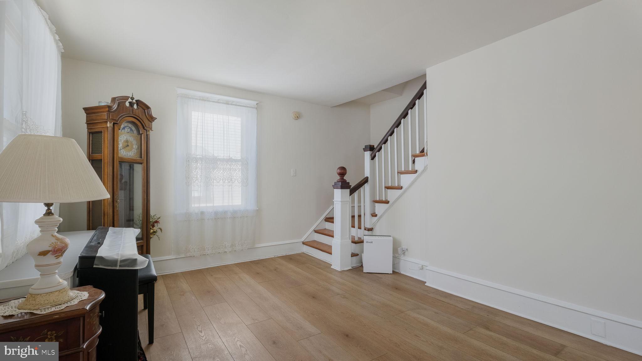 MILL RUN - Residential