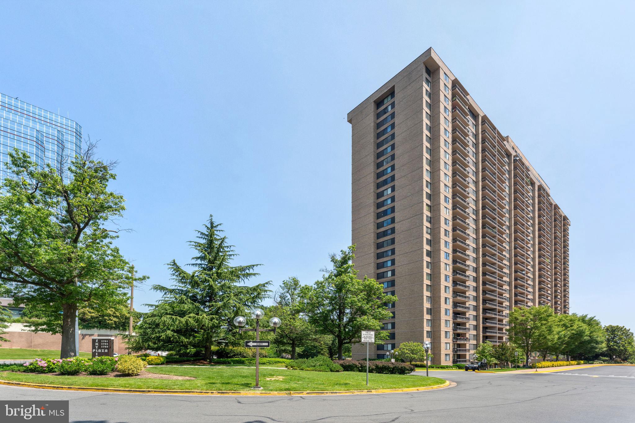 3701 S GEORGE MASON DRIVE 918N
