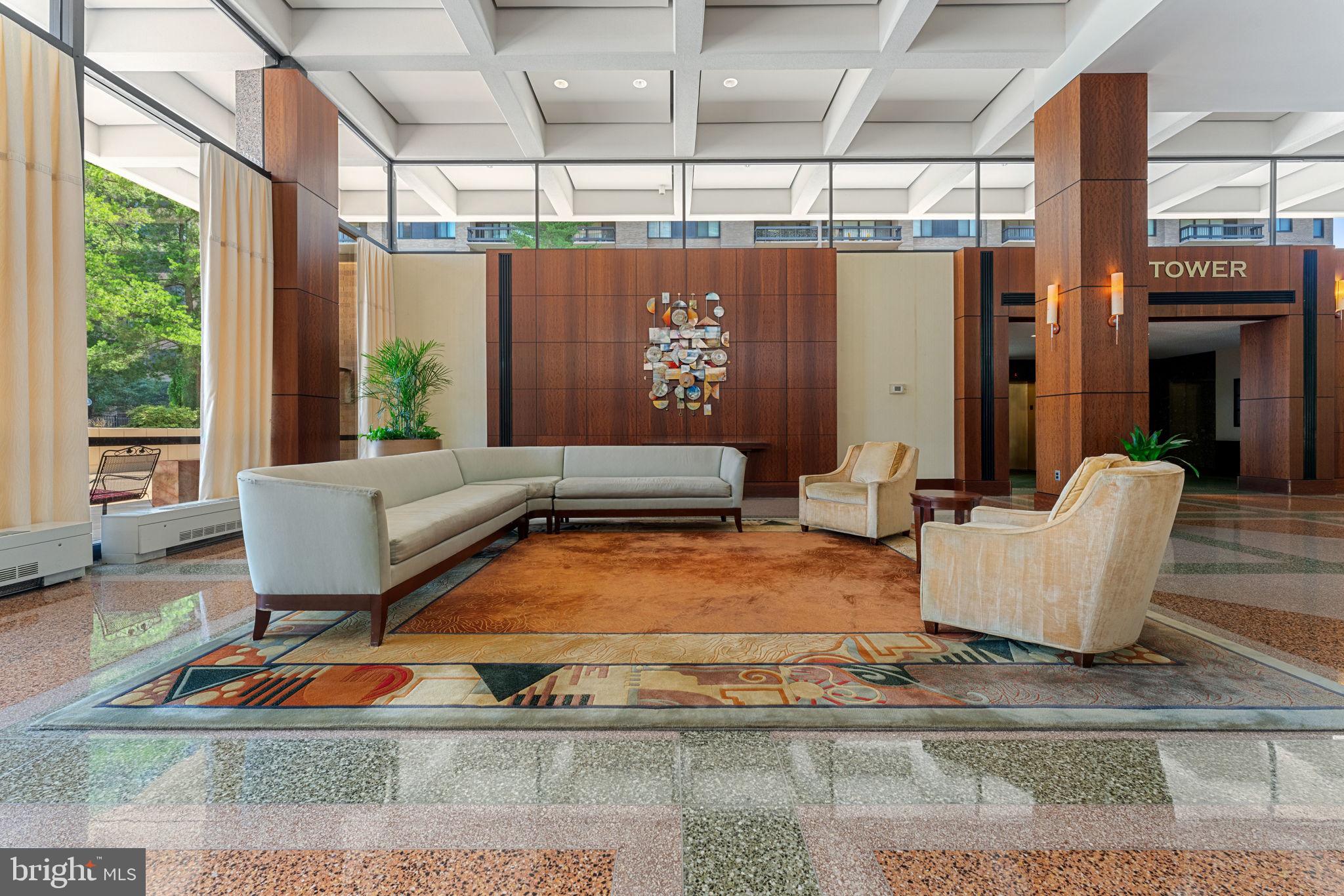 SKYLINE PLAZA - Residential