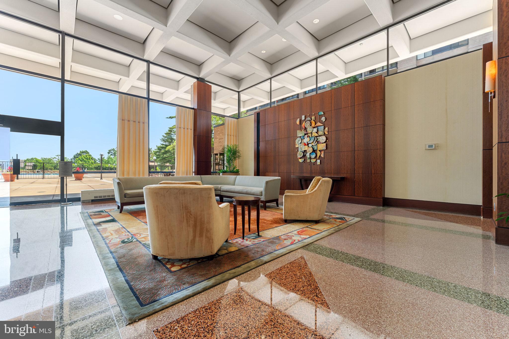 SKYLINE PLAZA - Residential