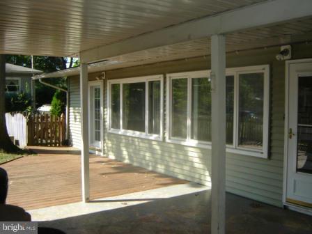 INGLESIDE - Residential Lease