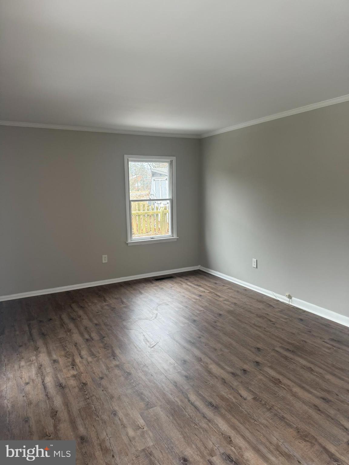 INGLESIDE - Residential Lease