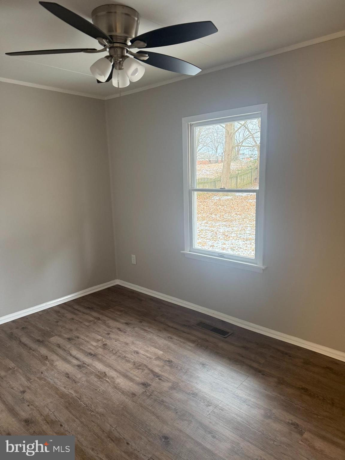 INGLESIDE - Residential Lease