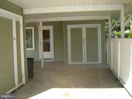 INGLESIDE - Residential Lease