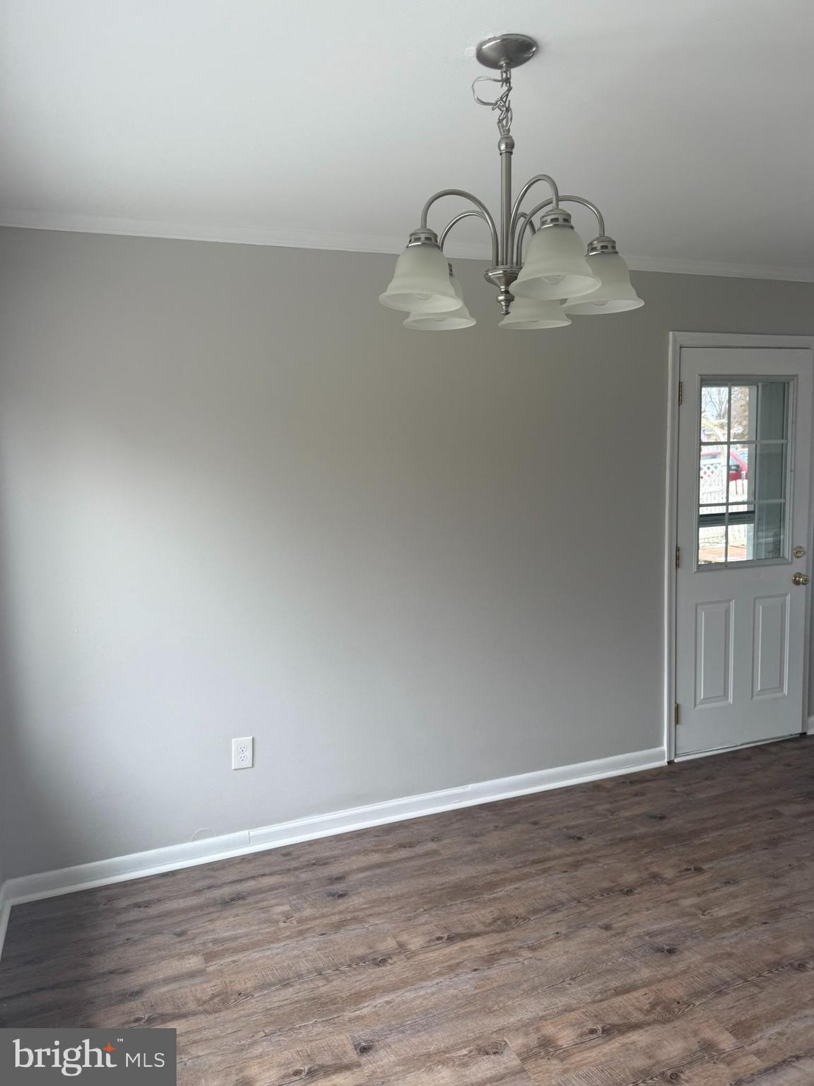 INGLESIDE - Residential Lease