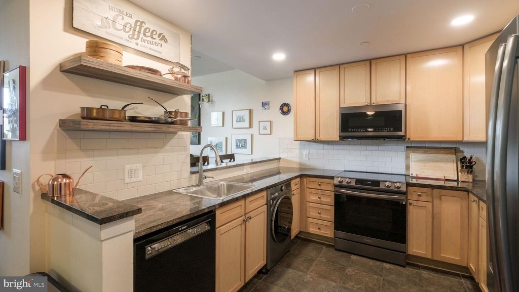 Photo of 111 S 15th St #1906, PHILADELPHIA, PA 19102 (MLS # PAPH2539892)