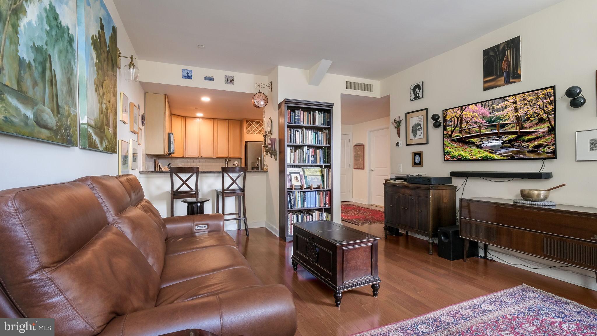 RITTENHOUSE SQUARE - Residential